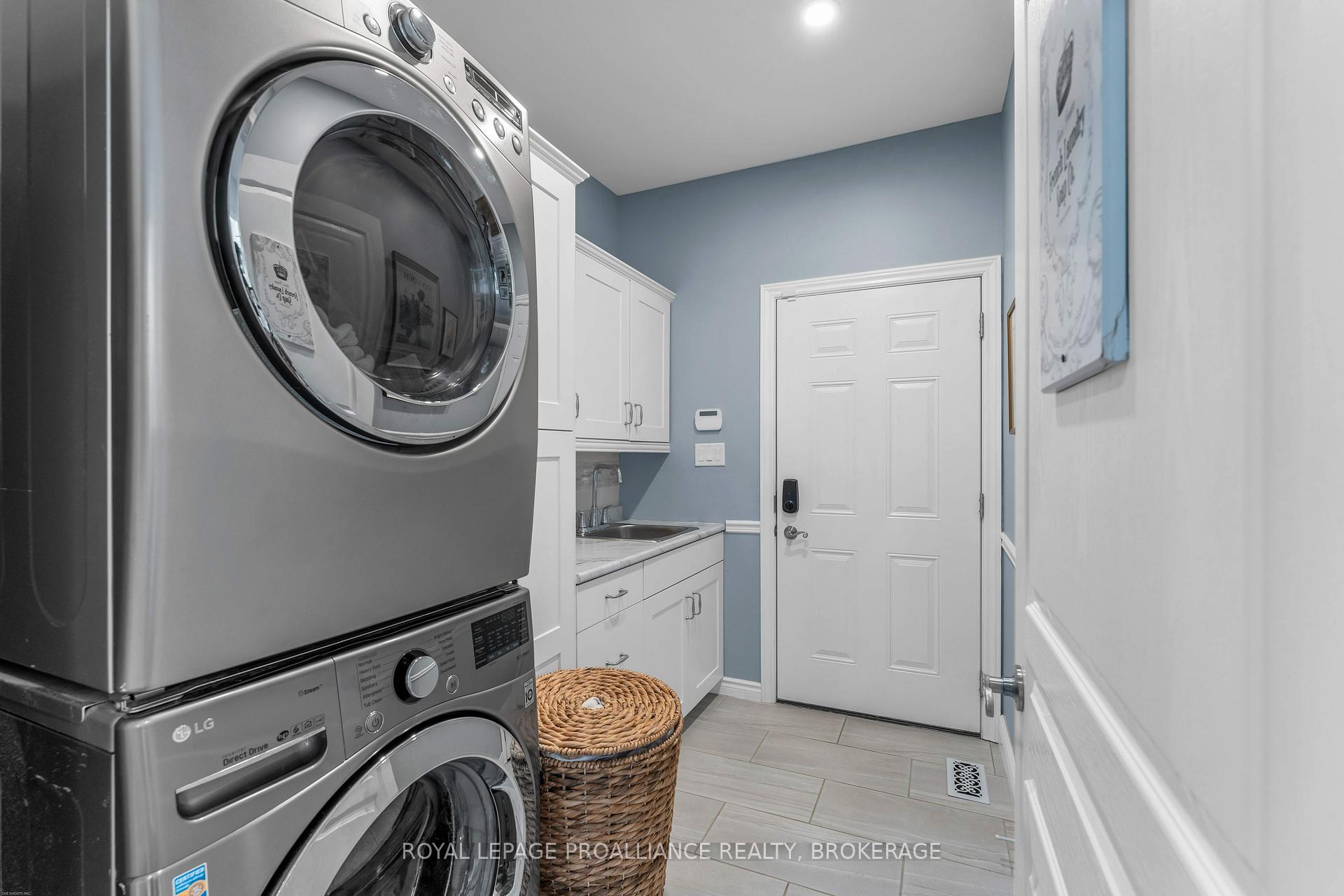 Photo 28 of 861 Windermere Drive, Kingston, City Northwest — HOMEH