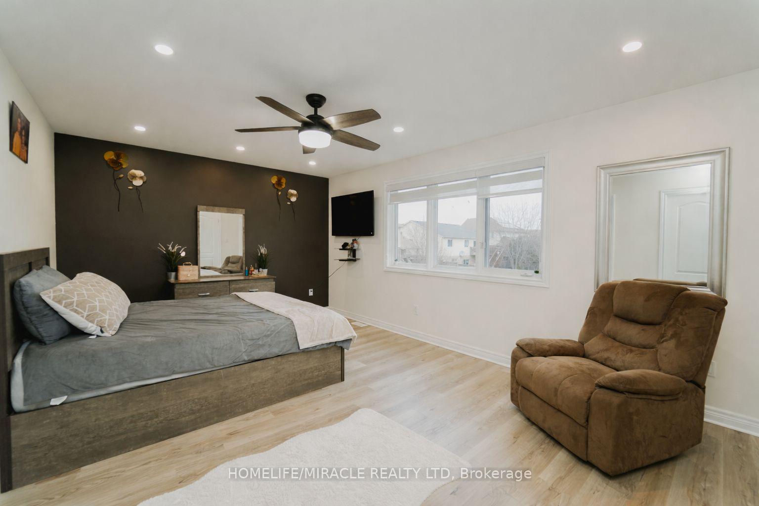Photo 20 of 6978 Shannon Drive, Niagara Falls, Forestview — HOMEH