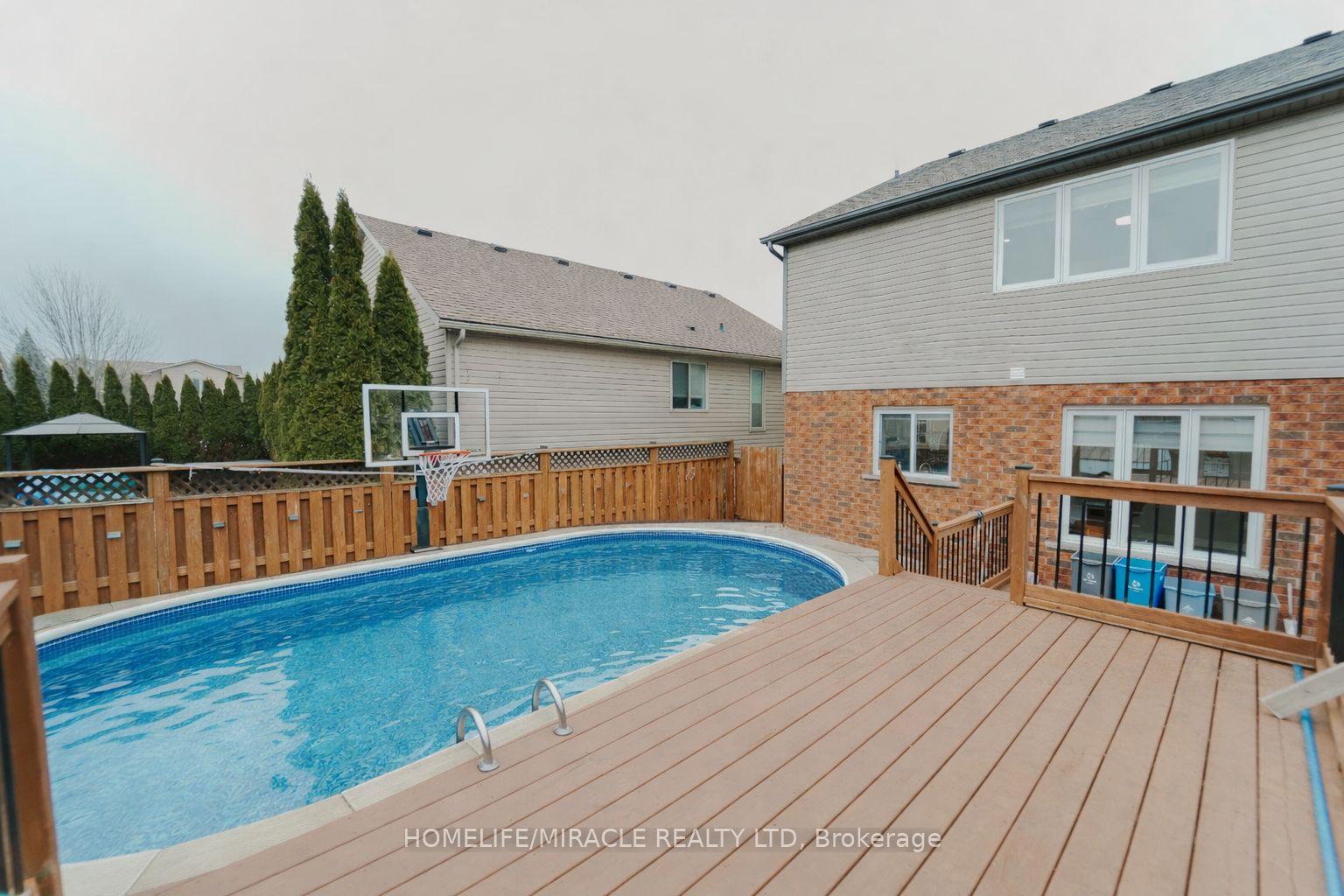 Photo 44 of 6978 Shannon Drive, Niagara Falls, Forestview — HOMEH