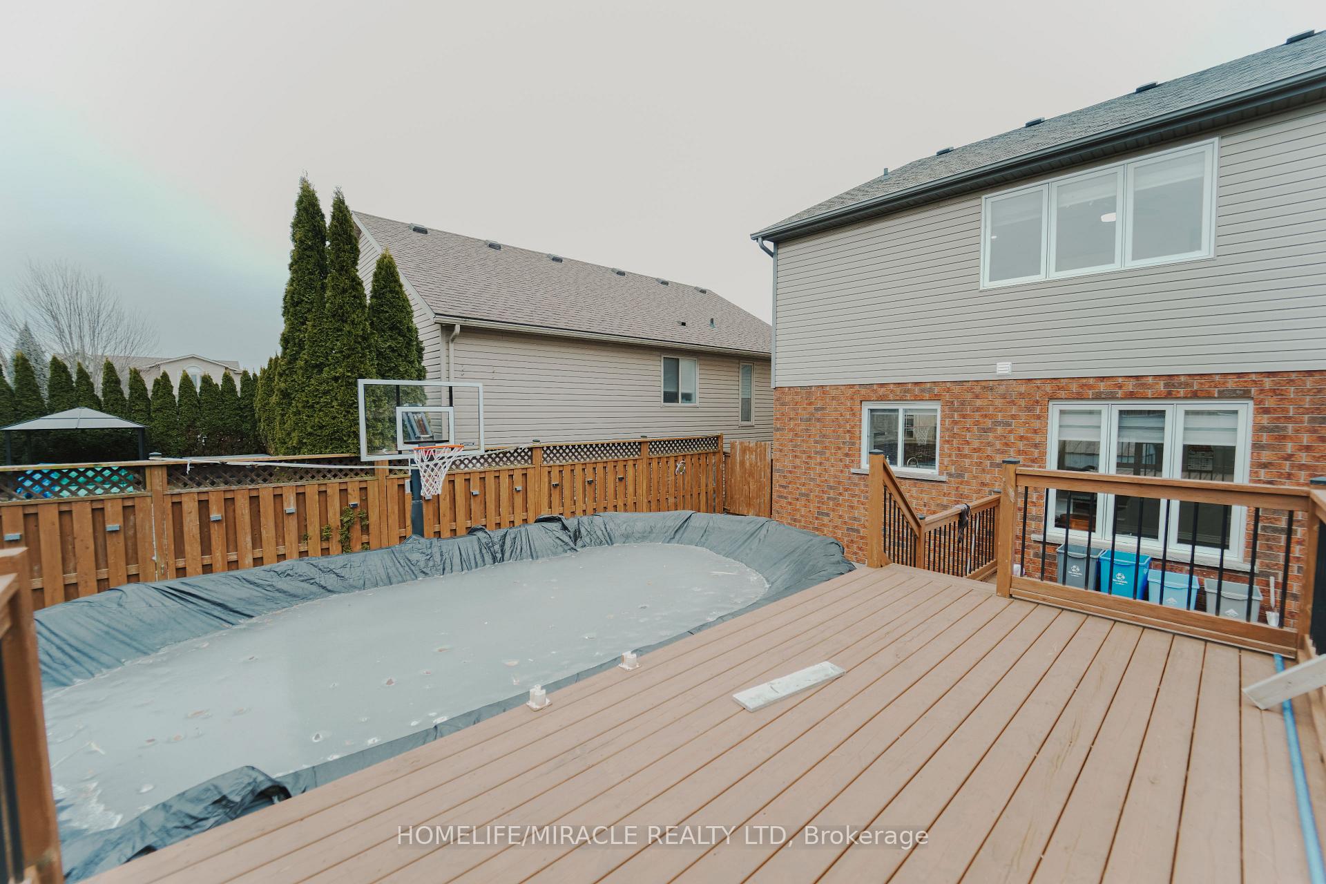 Photo 45 of 6978 Shannon Drive, Niagara Falls, Forestview — HOMEH