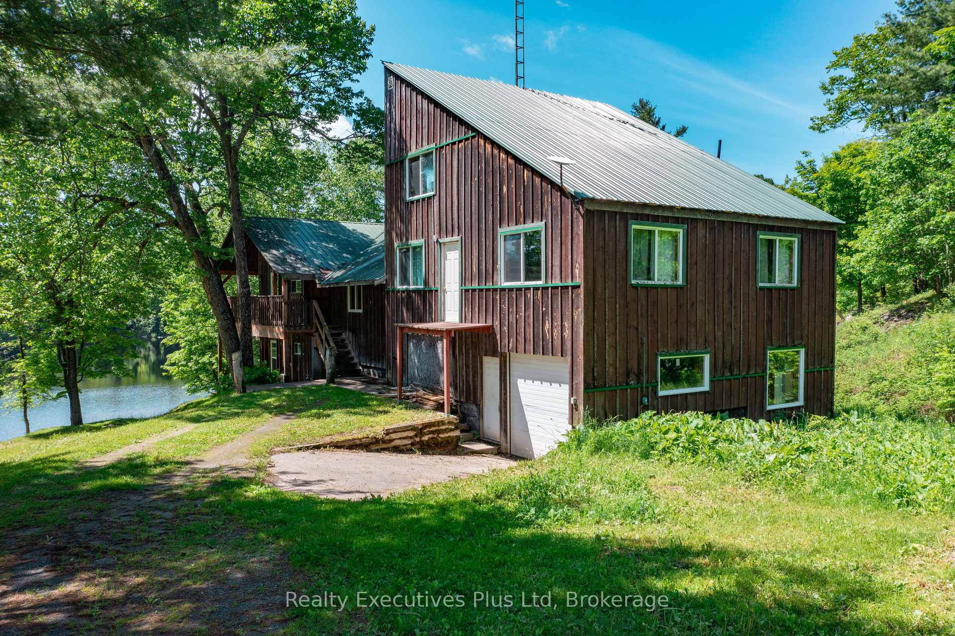 Photo 3 of 85 ladds Road, Whitestone — HOMEH