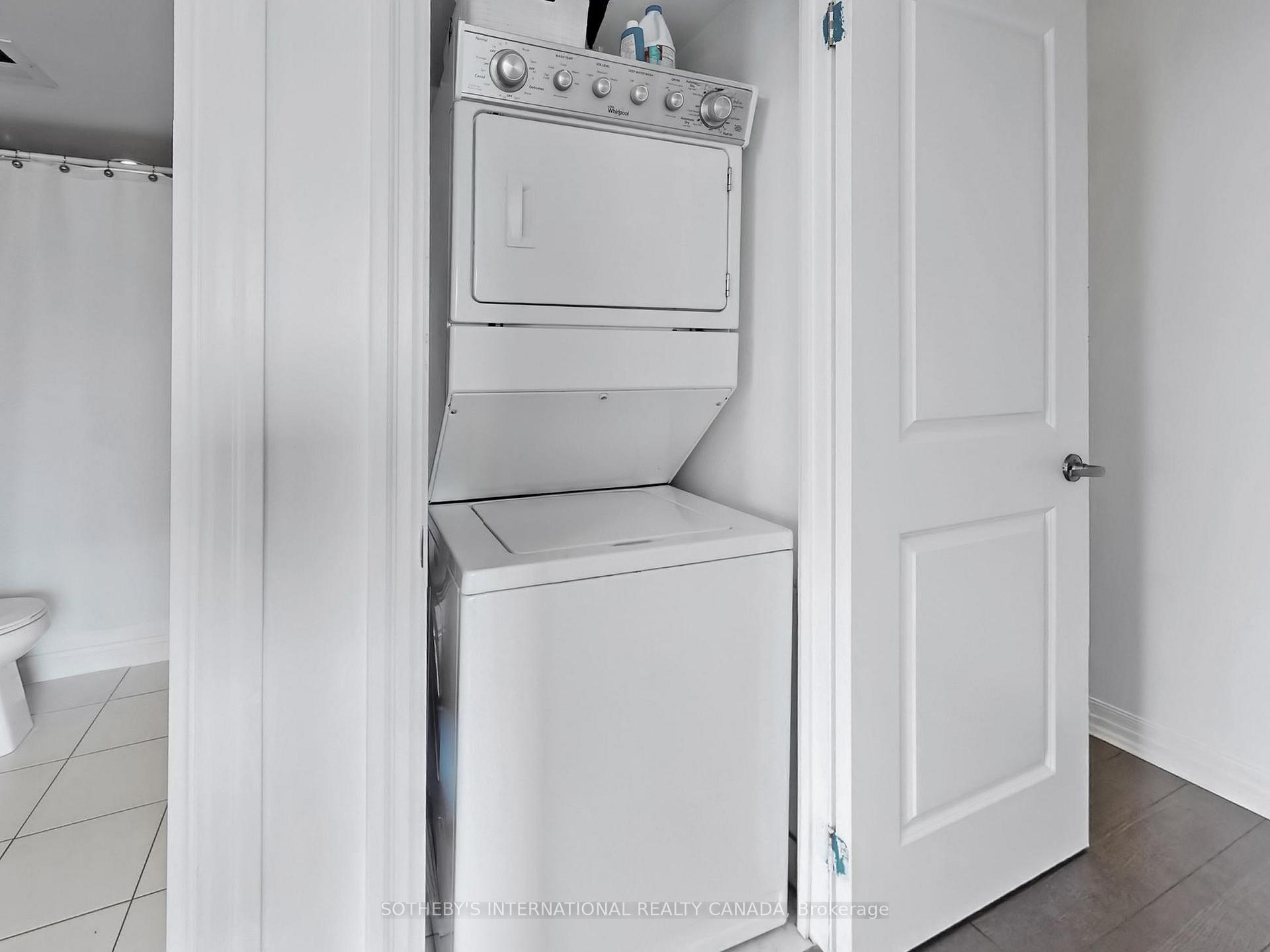 Photo 5 of Unit 1018, 80 Esther Lorrie Drive, Etobicoke, West Humber-Clairville — HOMEH