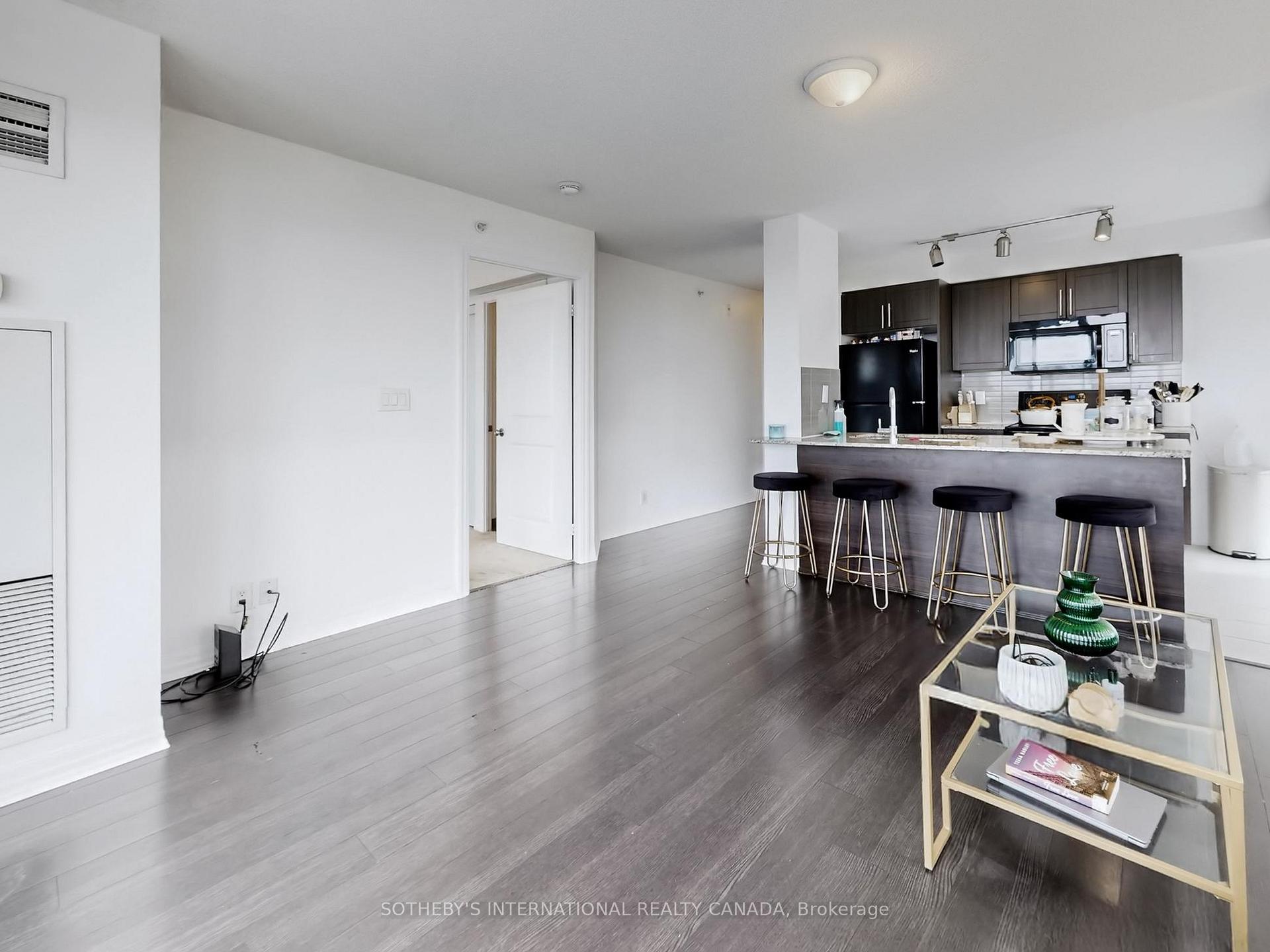Photo 15 of Unit 1018, 80 Esther Lorrie Drive, Etobicoke, West Humber-Clairville — HOMEH