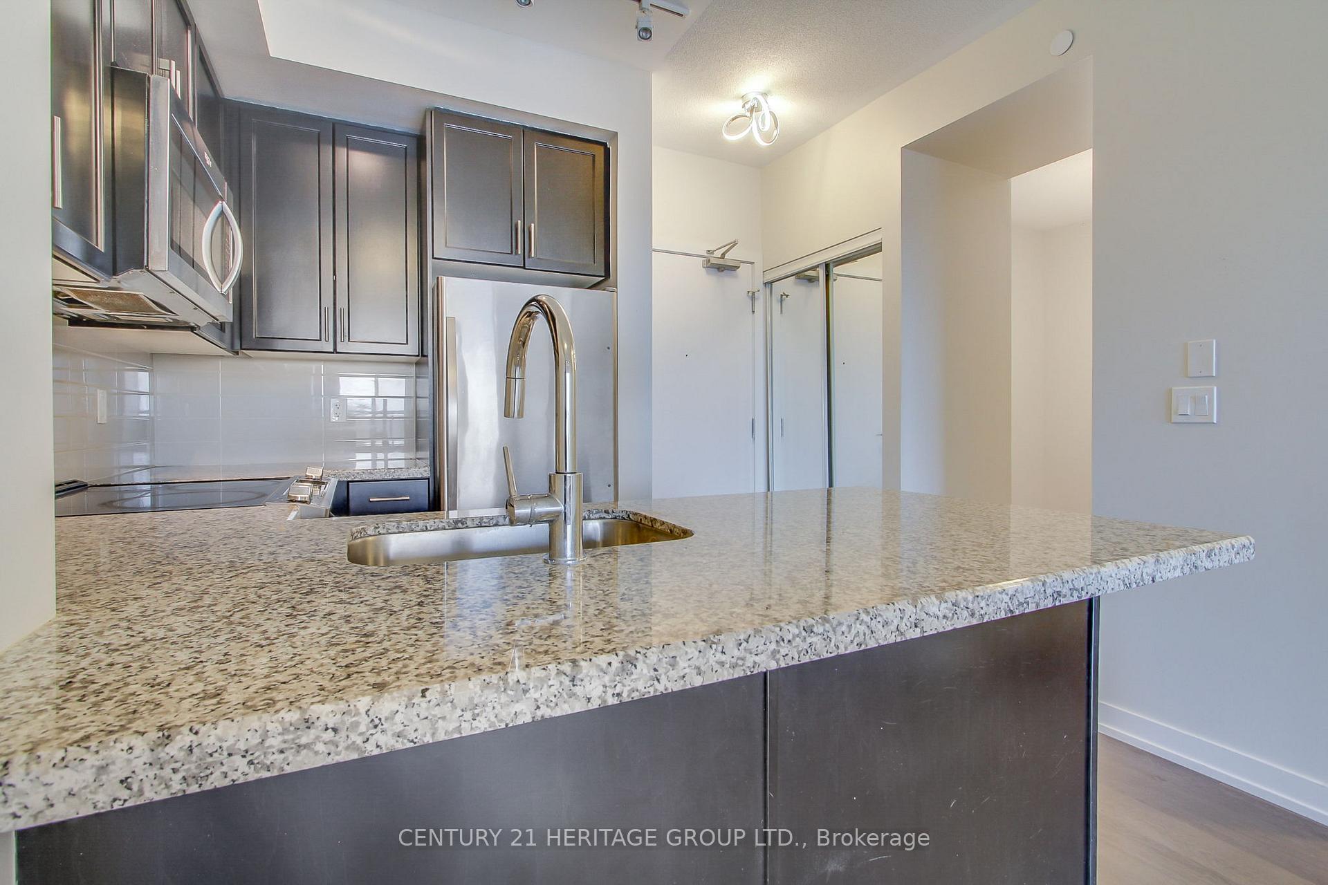 Photo 6 of Unit 250, 555 William Graham Drive, Aurora, Rural Aurora — HOMEH