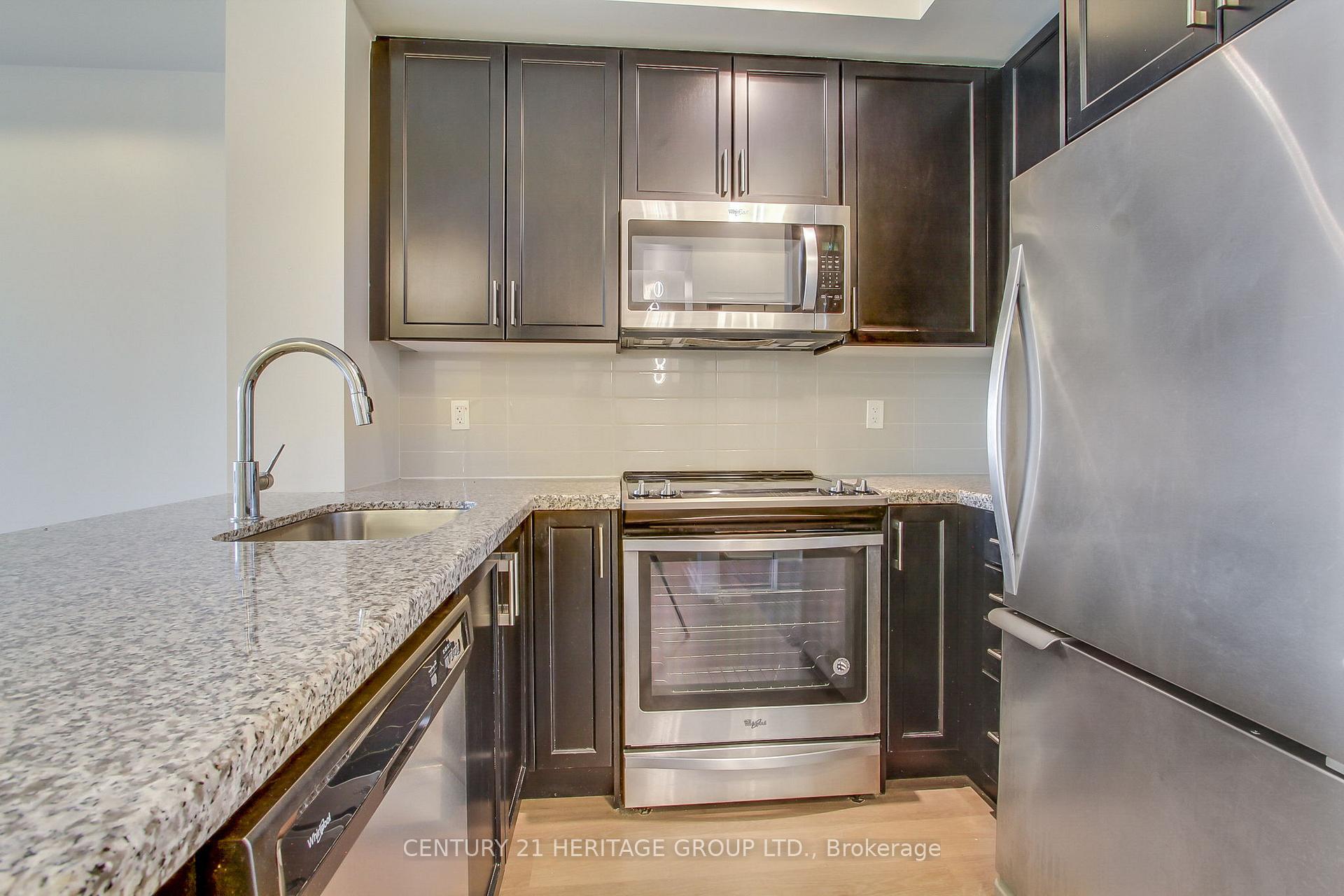Photo 7 of Unit 250, 555 William Graham Drive, Aurora, Rural Aurora — HOMEH