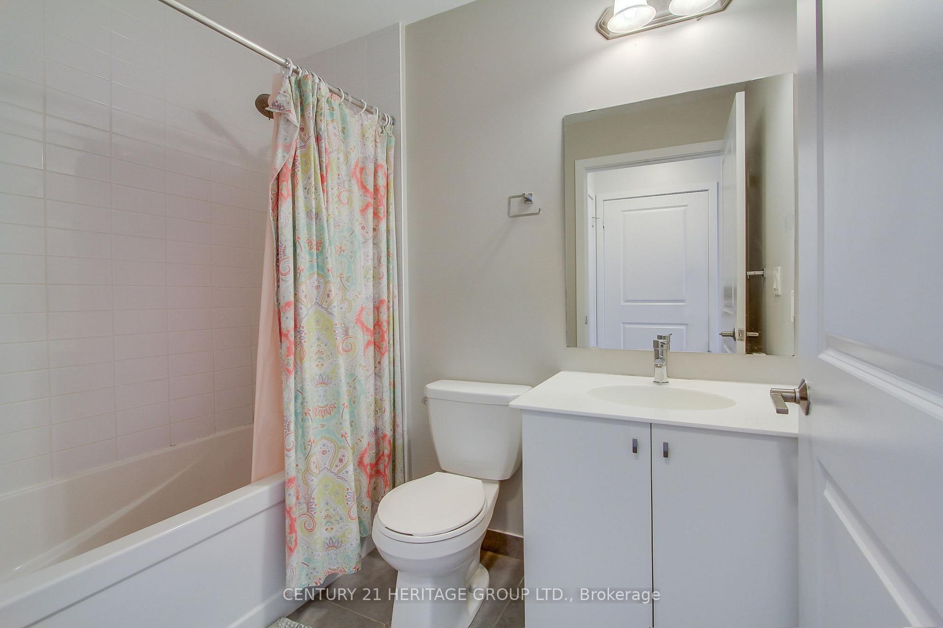 Photo 16 of Unit 250, 555 William Graham Drive, Aurora, Rural Aurora — HOMEH