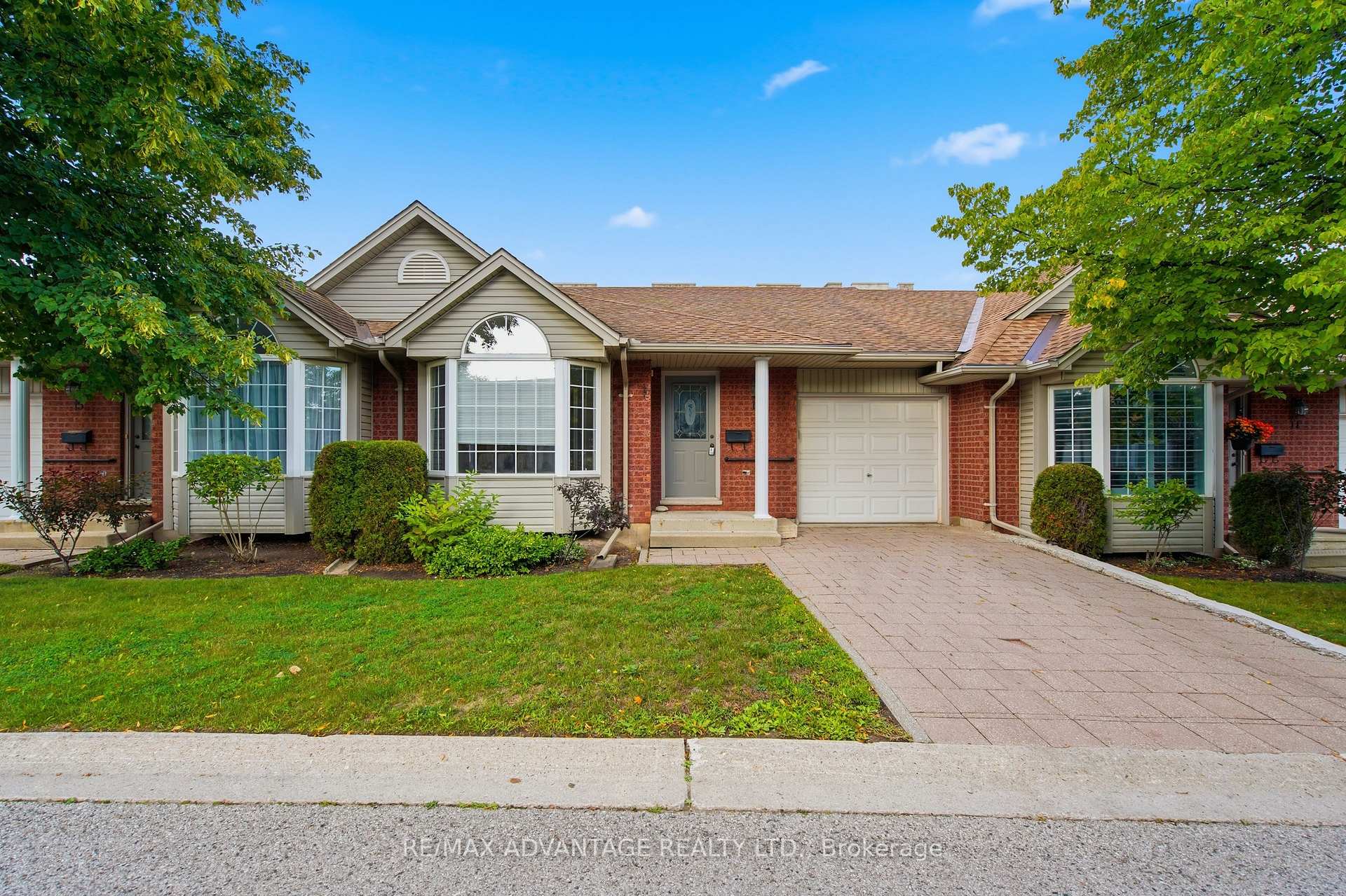 Front of Unit 18, 122 Sherwood Forest Square