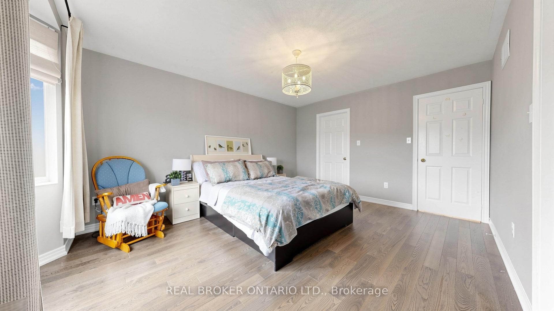 Photo 13 of 23 Piera Gardens, Markham, Village Green-South Unionville — HOMEH