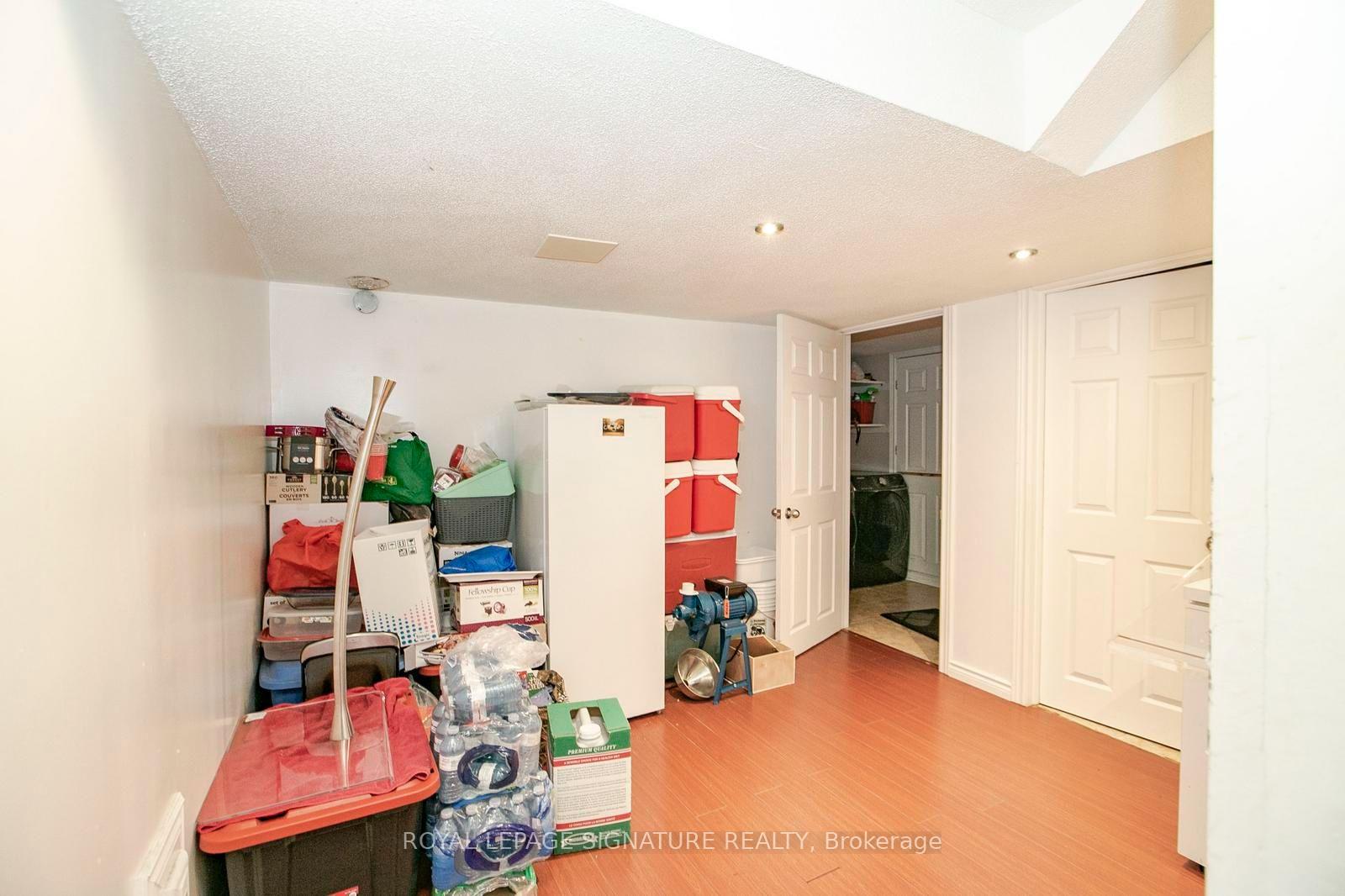 Photo 33 of 941 Mandolin Place, Mississauga, Meadowvale Village — HOMEH