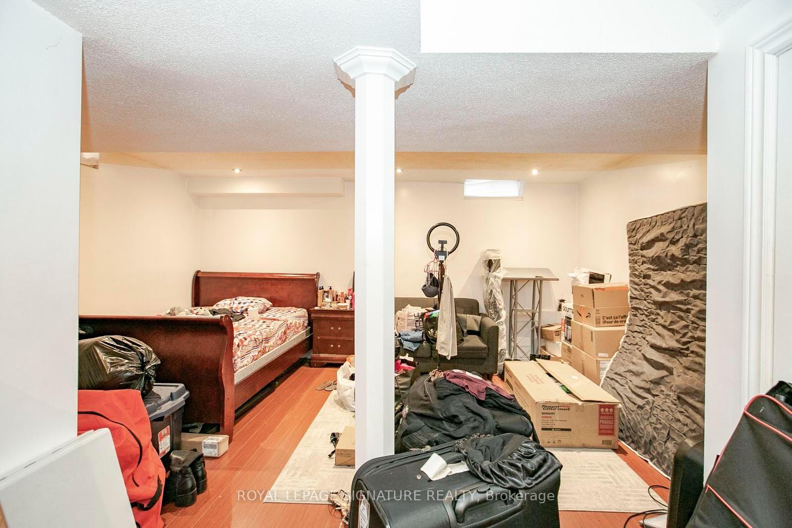 Photo 35 of 941 Mandolin Place, Mississauga, Meadowvale Village — HOMEH