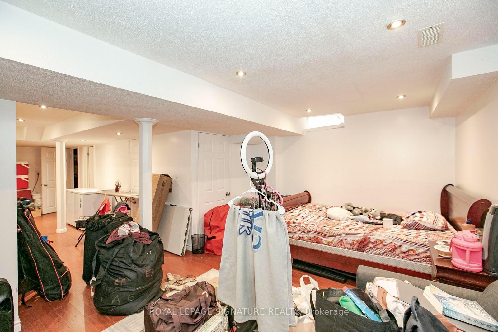 Photo 37 of 941 Mandolin Place, Mississauga, Meadowvale Village — HOMEH