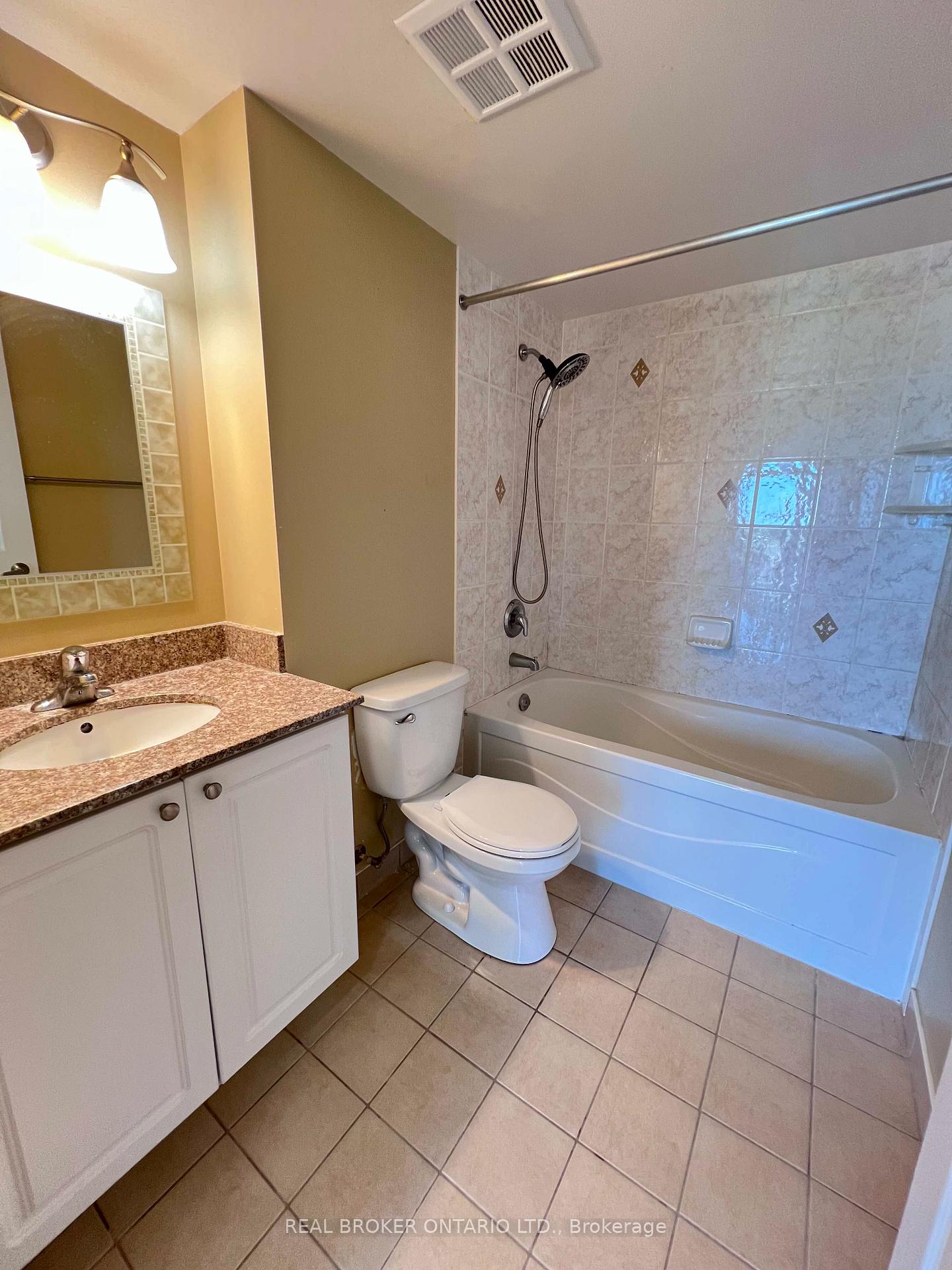 Photo 9 of Unit 1016, 185 Oneida Crescent, Richmond Hill, Langstaff — HOMEH