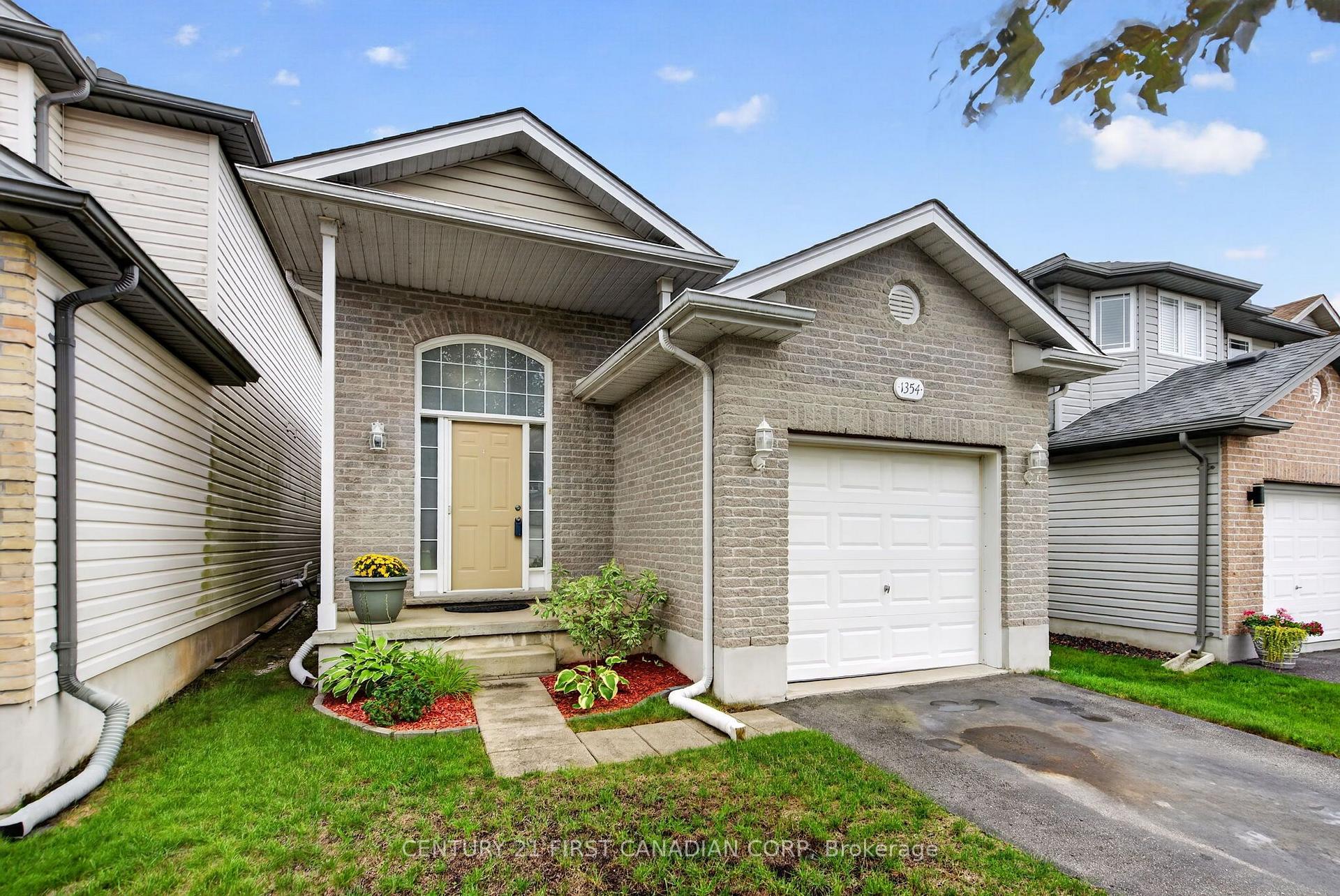 Photo 3 of 1354 Aspenridge Crescent, London, East A — HOMEH