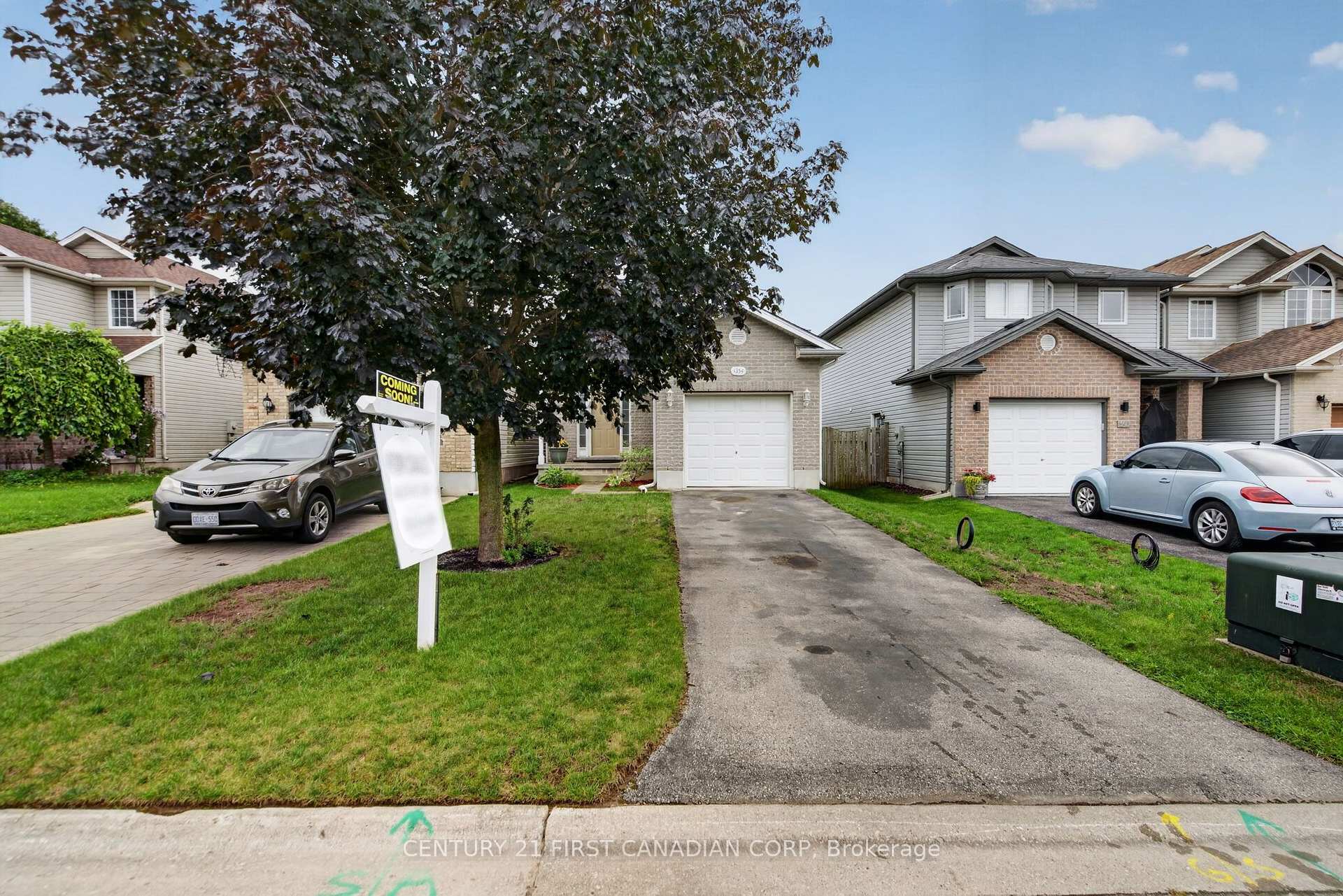 Photo 4 of 1354 Aspenridge Crescent, London, East A — HOMEH