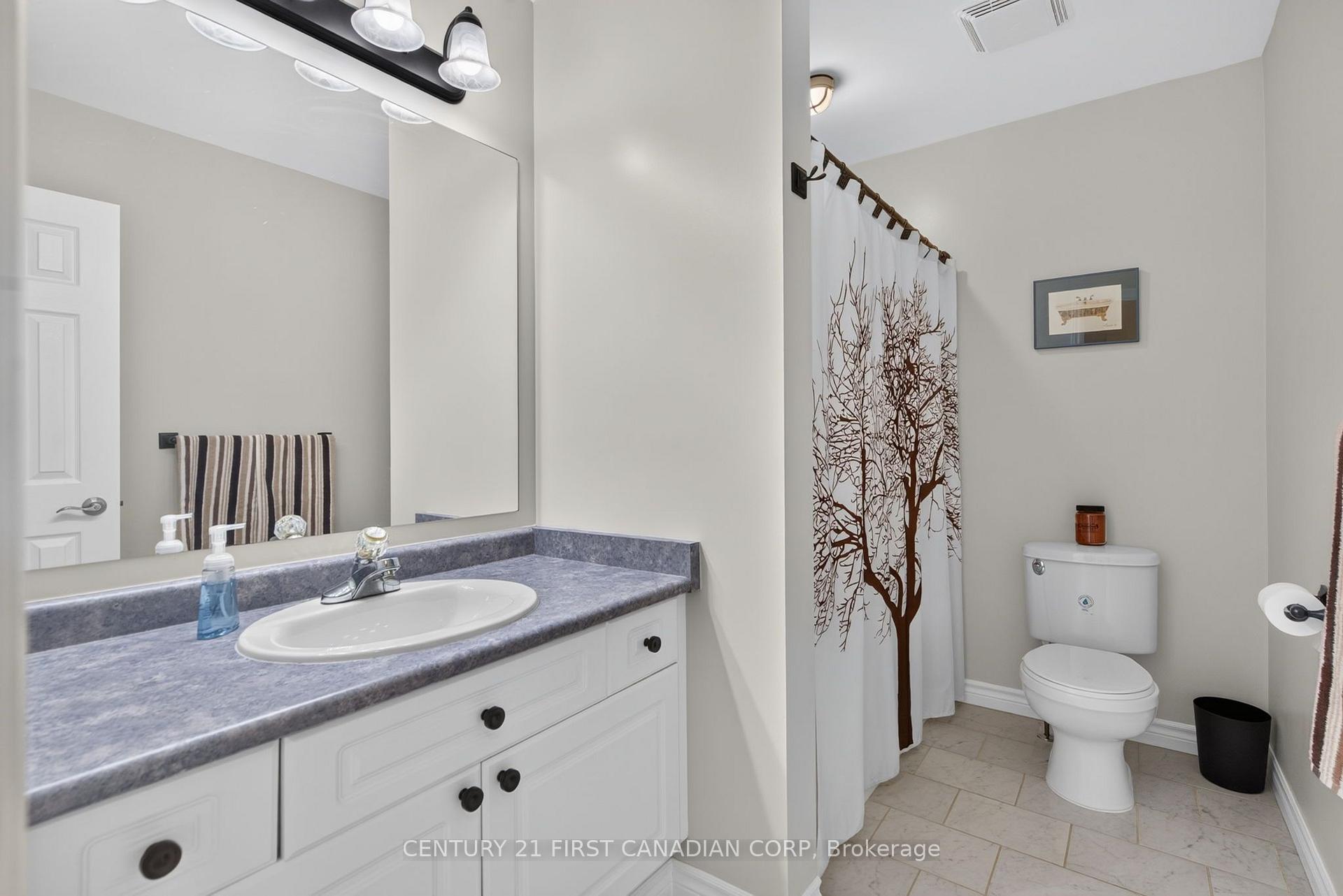 Photo 12 of 1354 Aspenridge Crescent, London, East A — HOMEH
