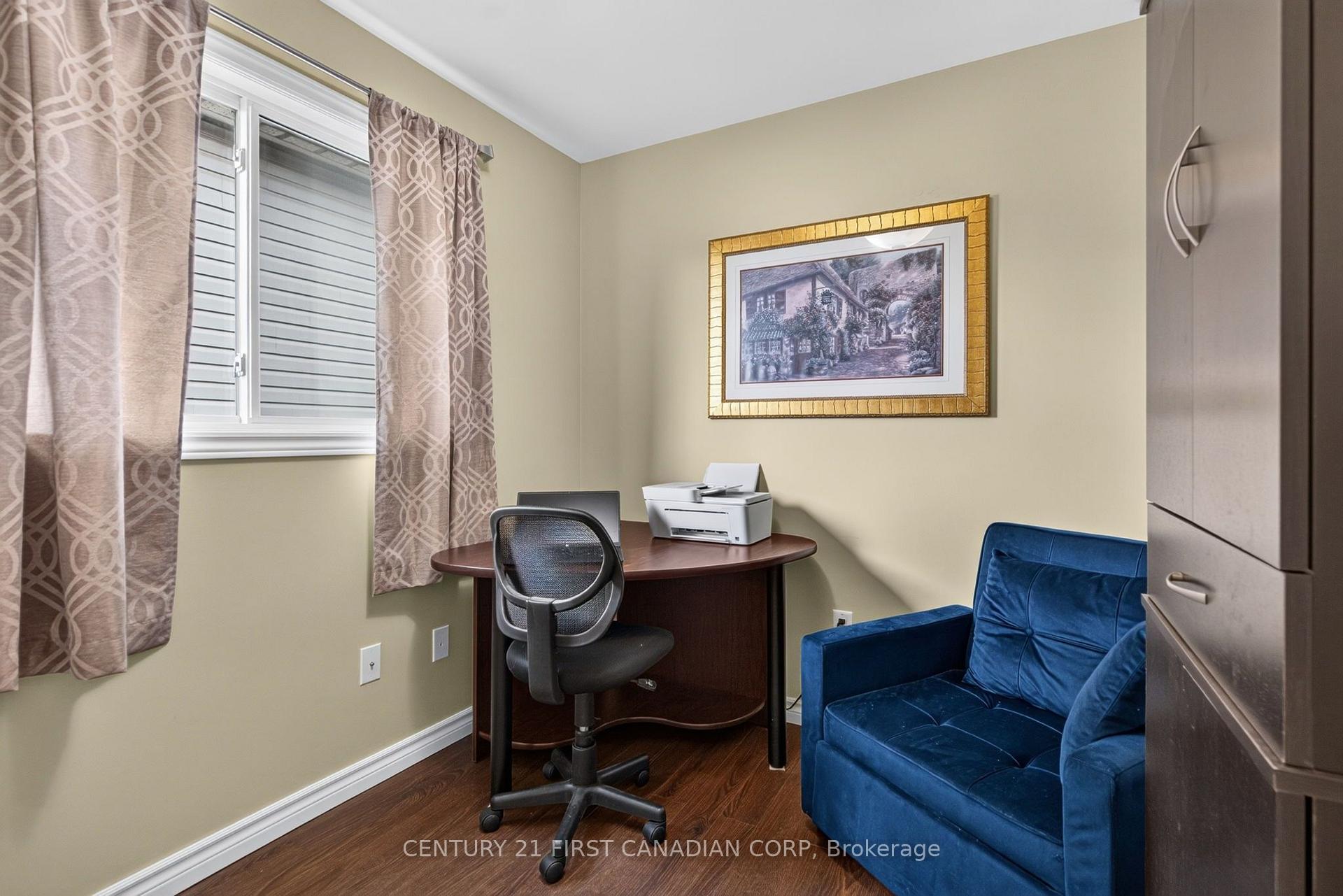 Photo 14 of 1354 Aspenridge Crescent, London, East A — HOMEH
