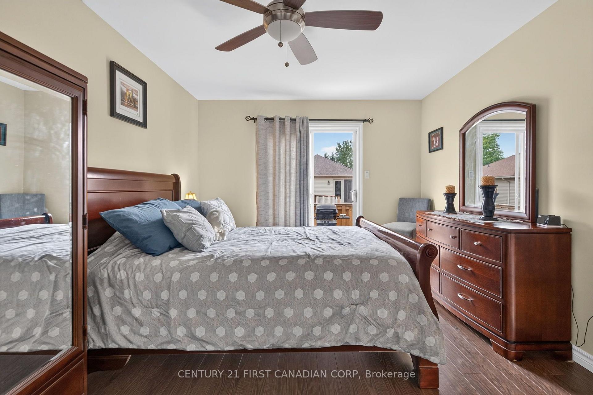 Photo 18 of 1354 Aspenridge Crescent, London, East A — HOMEH