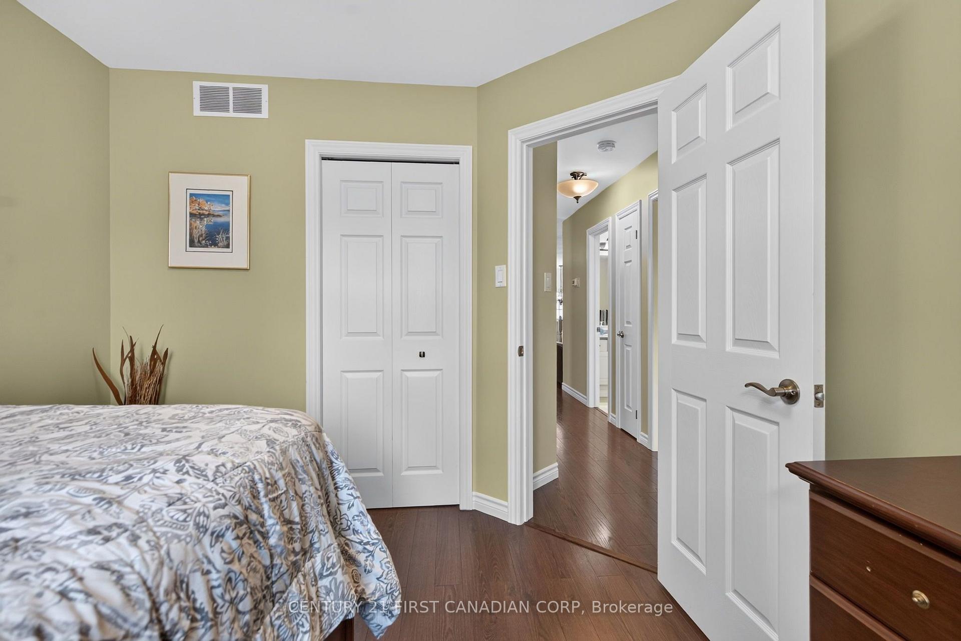 Photo 22 of 1354 Aspenridge Crescent, London, East A — HOMEH