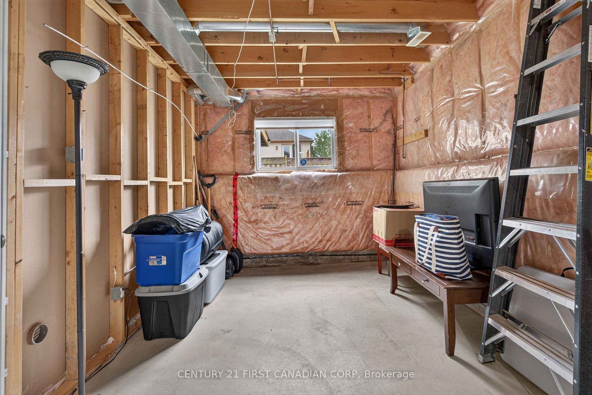 Photo 33 of 1354 Aspenridge Crescent, London, East A — HOMEH