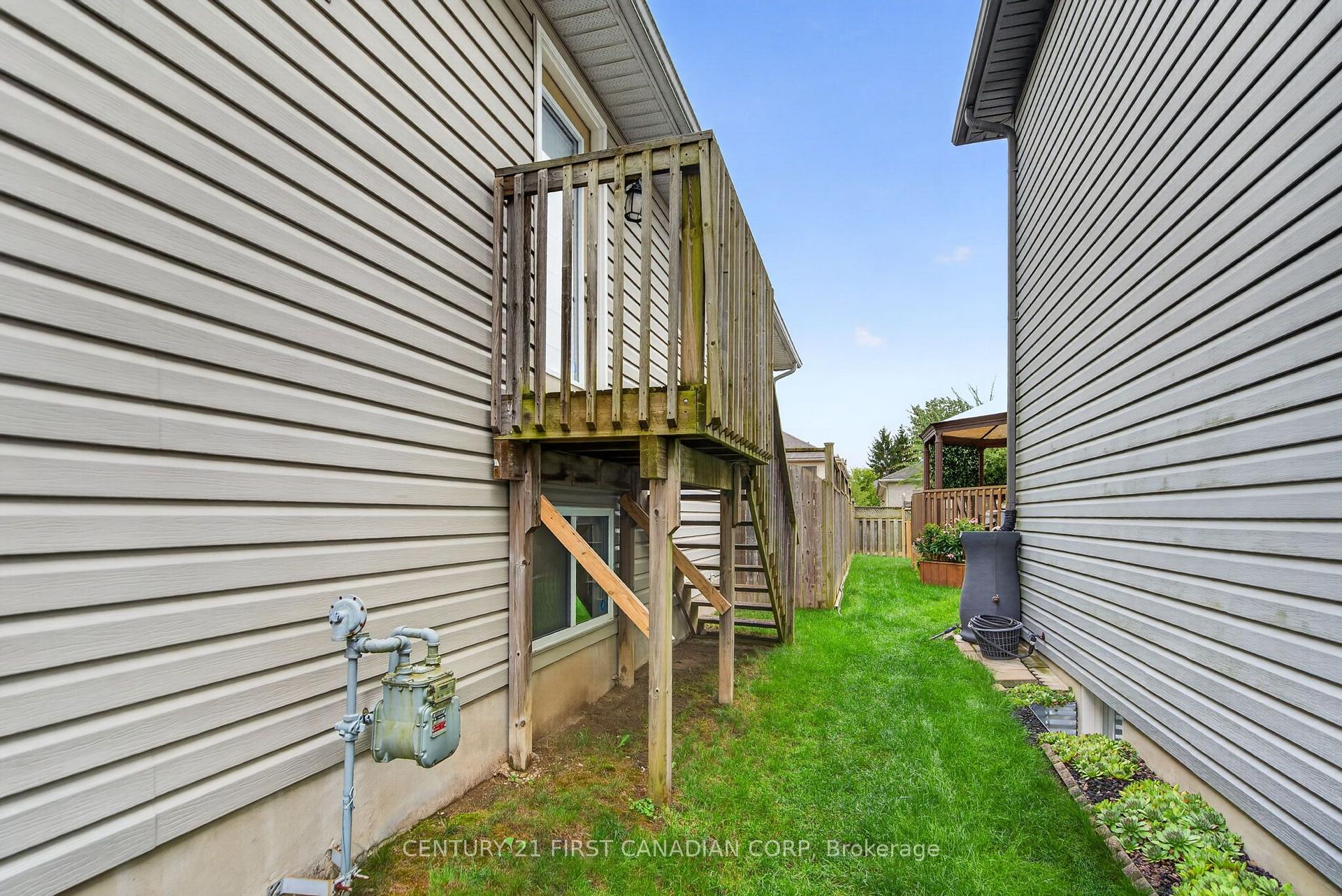 Photo 35 of 1354 Aspenridge Crescent, London, East A — HOMEH