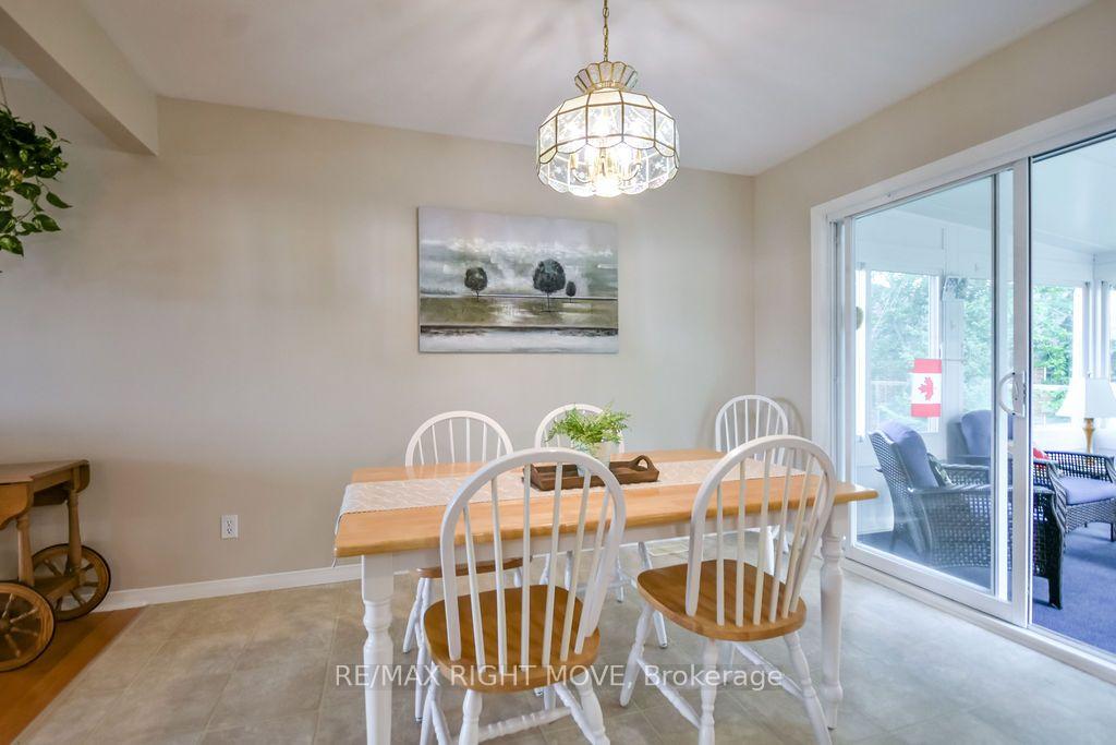 Photo 12 of 28 Jordon Crescent, Orillia — HOMEH