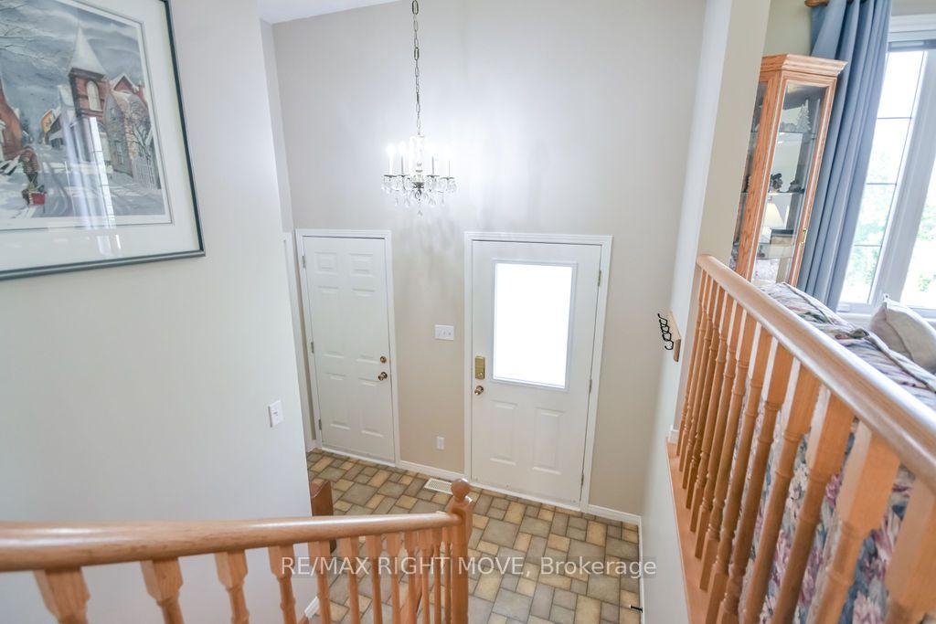 Photo 21 of 28 Jordon Crescent, Orillia — HOMEH