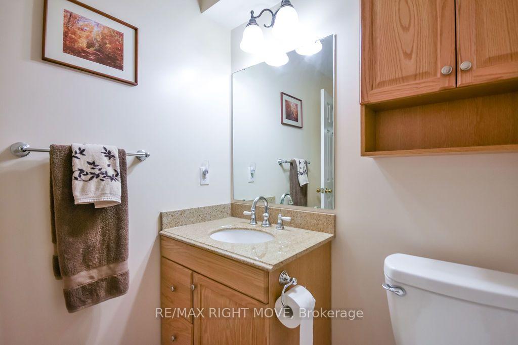 Photo 24 of 28 Jordon Crescent, Orillia — HOMEH