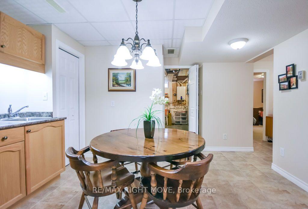 Photo 29 of 28 Jordon Crescent, Orillia — HOMEH