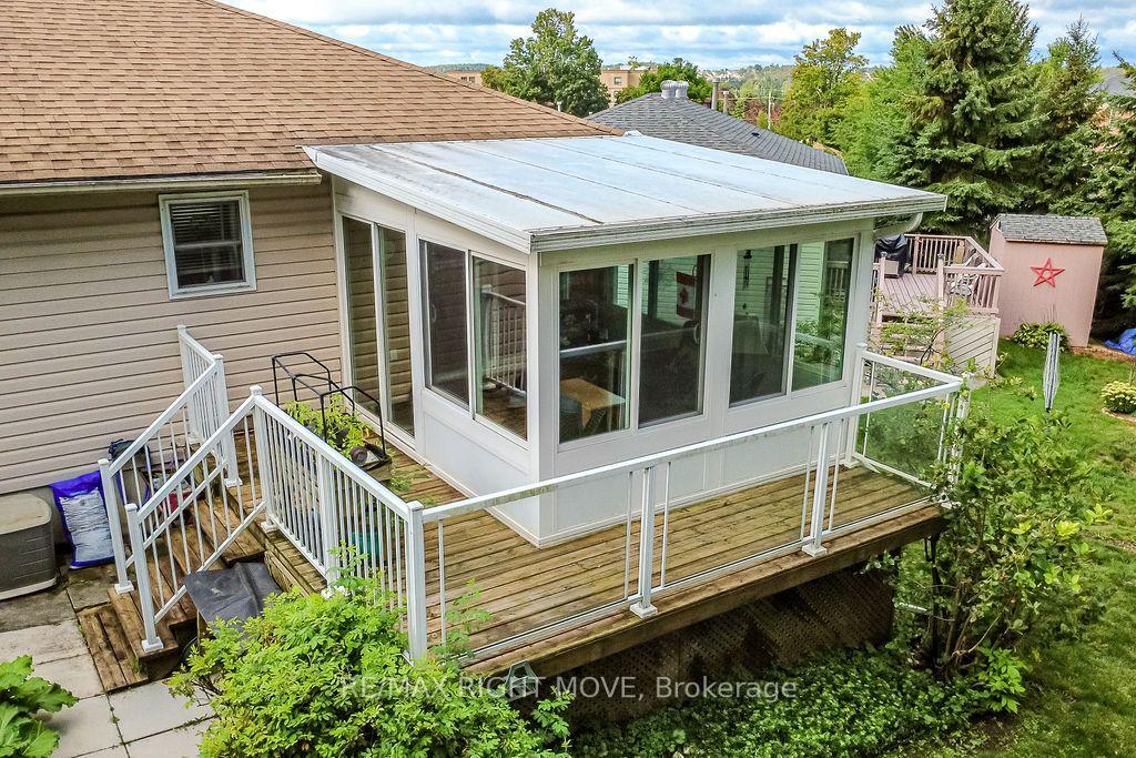 Photo 35 of 28 Jordon Crescent, Orillia — HOMEH