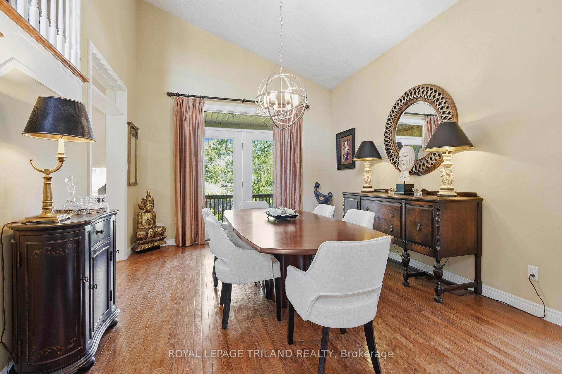 Photo 10 of 4 Baron Crescent, Middlesex Centre, Kilworth — HOMEH