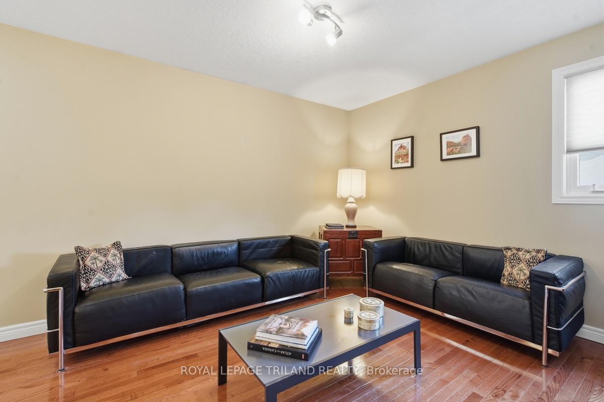Photo 30 of 4 Baron Crescent, Middlesex Centre, Kilworth — HOMEH