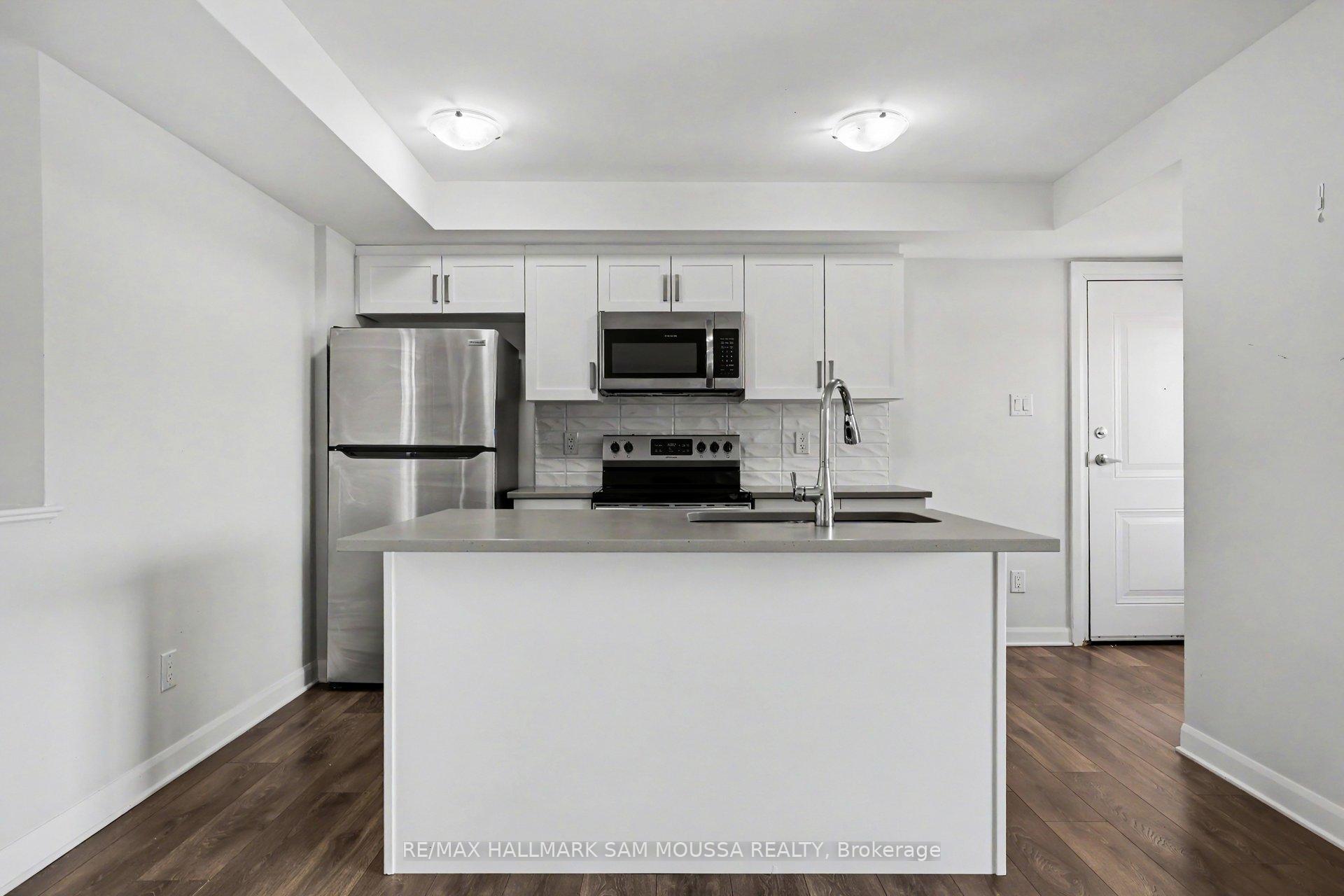Photo 13 of Unit A, 215 Eldorado Private, Ottawa, Kanata - Morgan's Grant/South March — HOMEH