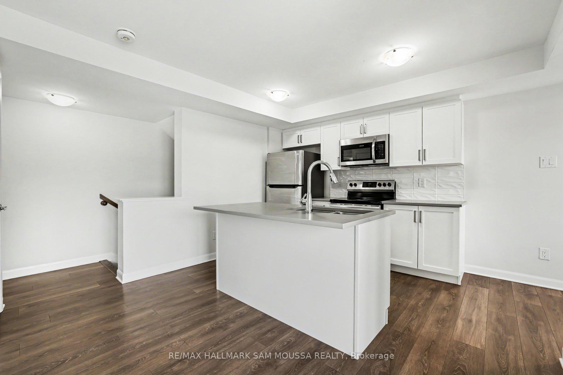 Photo 21 of Unit A, 215 Eldorado Private, Ottawa, Kanata - Morgan's Grant/South March — HOMEH