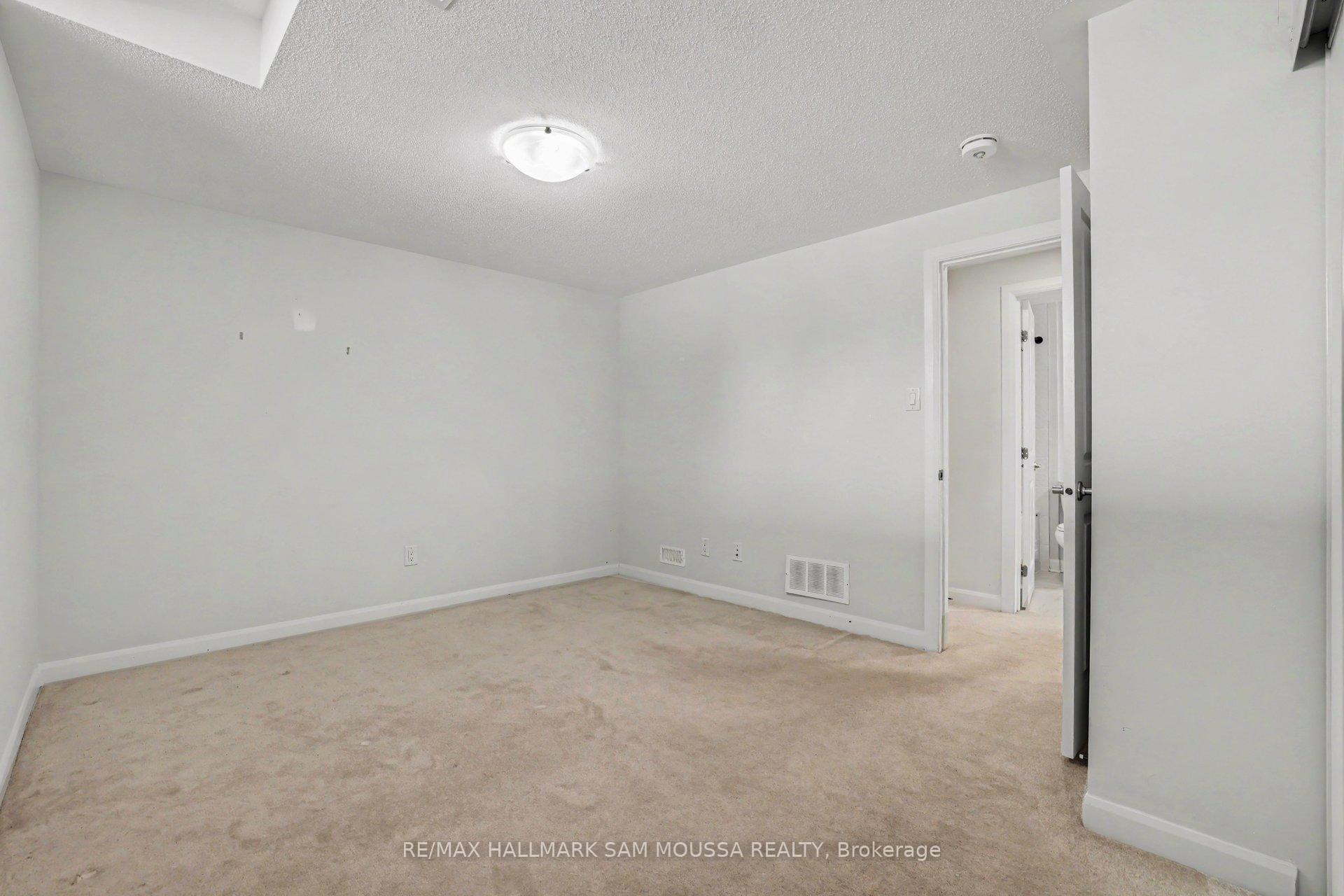 Photo 26 of Unit A, 215 Eldorado Private, Ottawa, Kanata - Morgan's Grant/South March — HOMEH