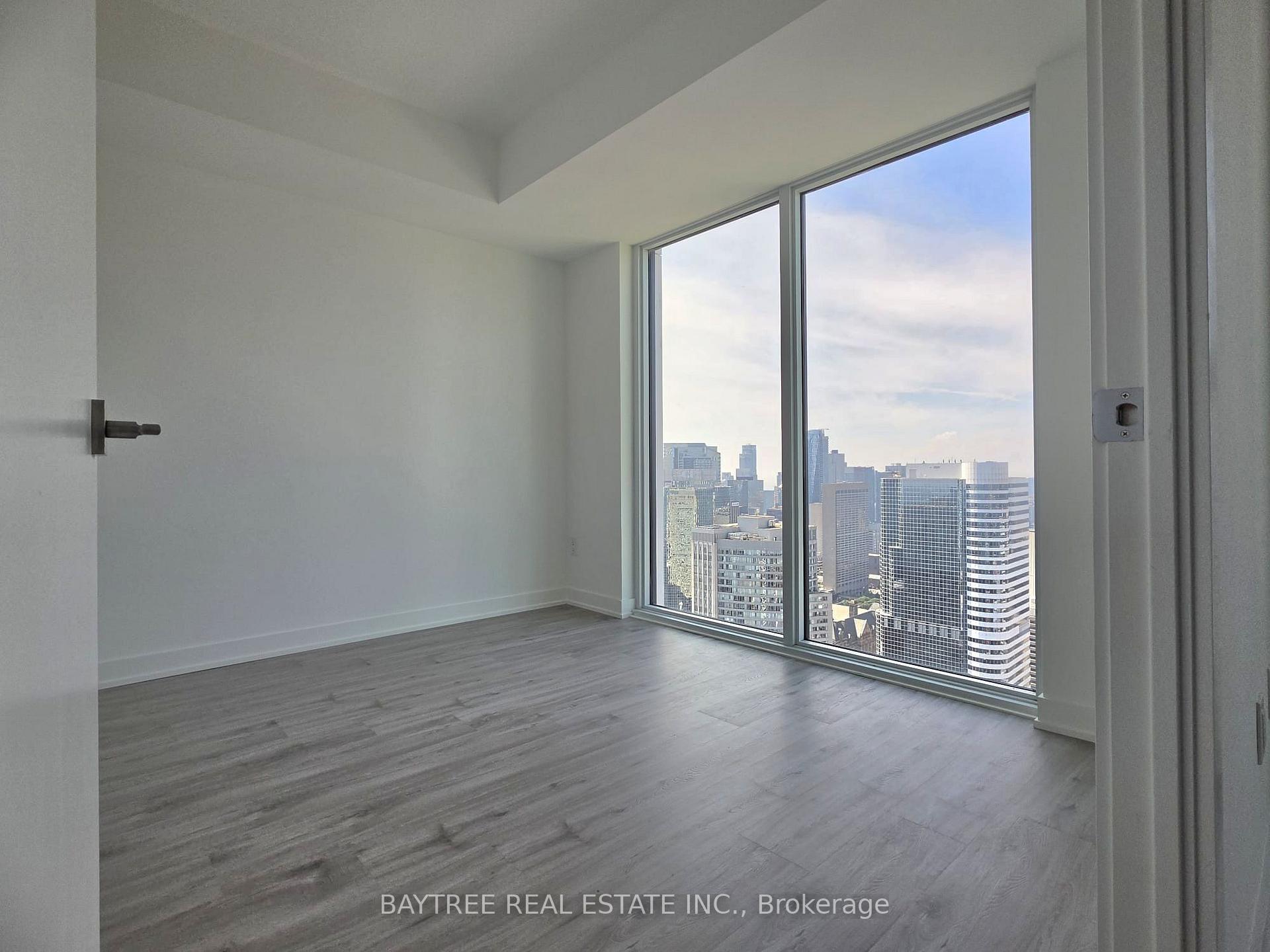 Photo 3 of Unit 5701, 252 Church Street, Toronto, Church-Yonge Corridor — HOMEH