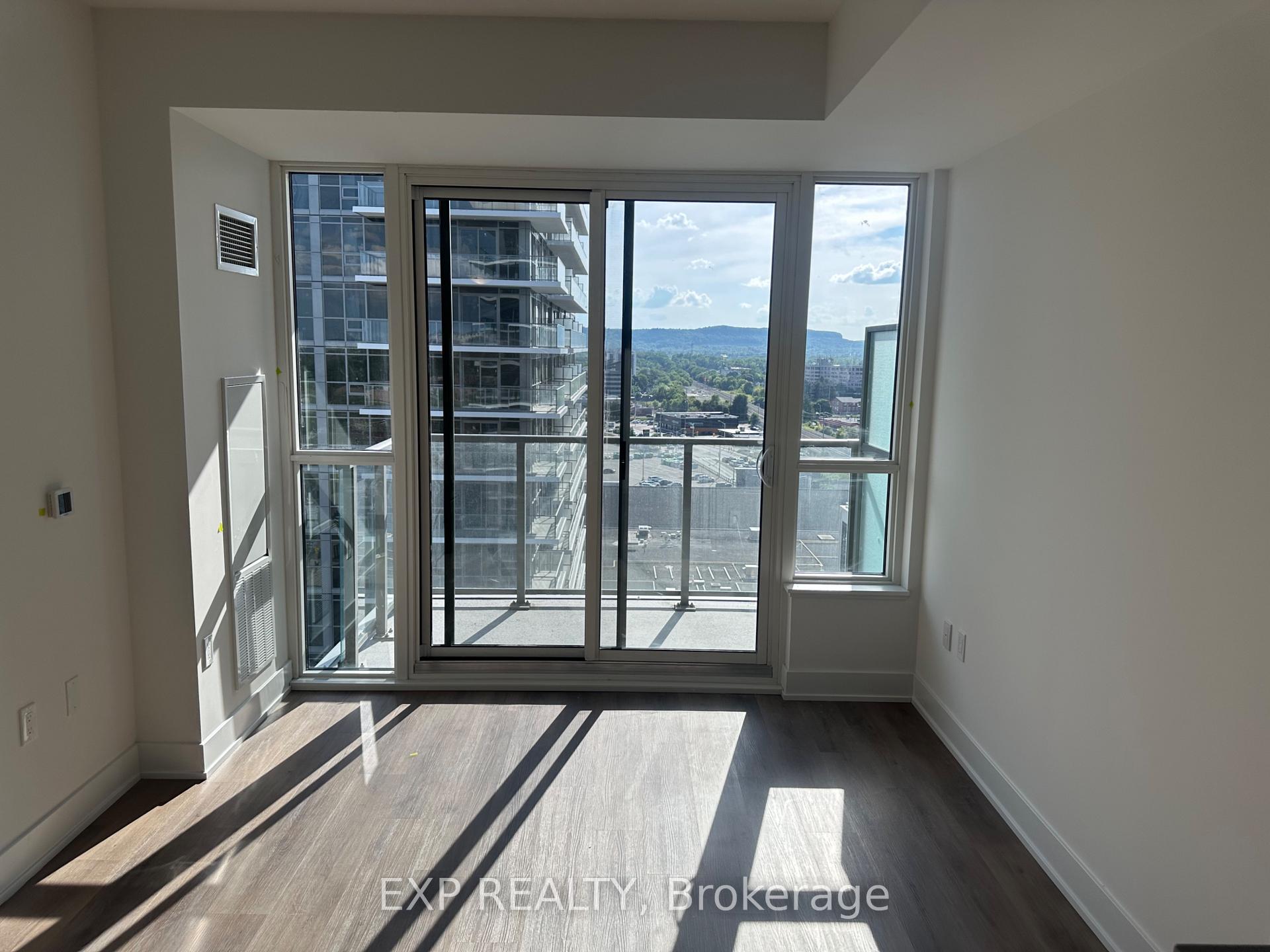 Photo 4 of Unit 1205B, 125 Nipissing Road, Milton, Old Milton — HOMEH