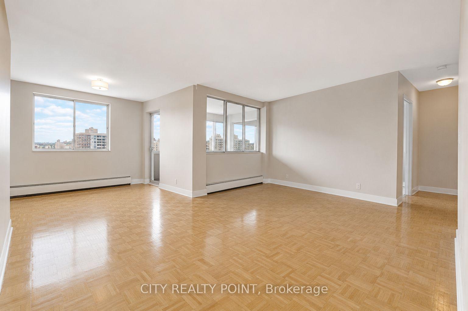 Front of Unit 1002, 9 Deer Park Crescent