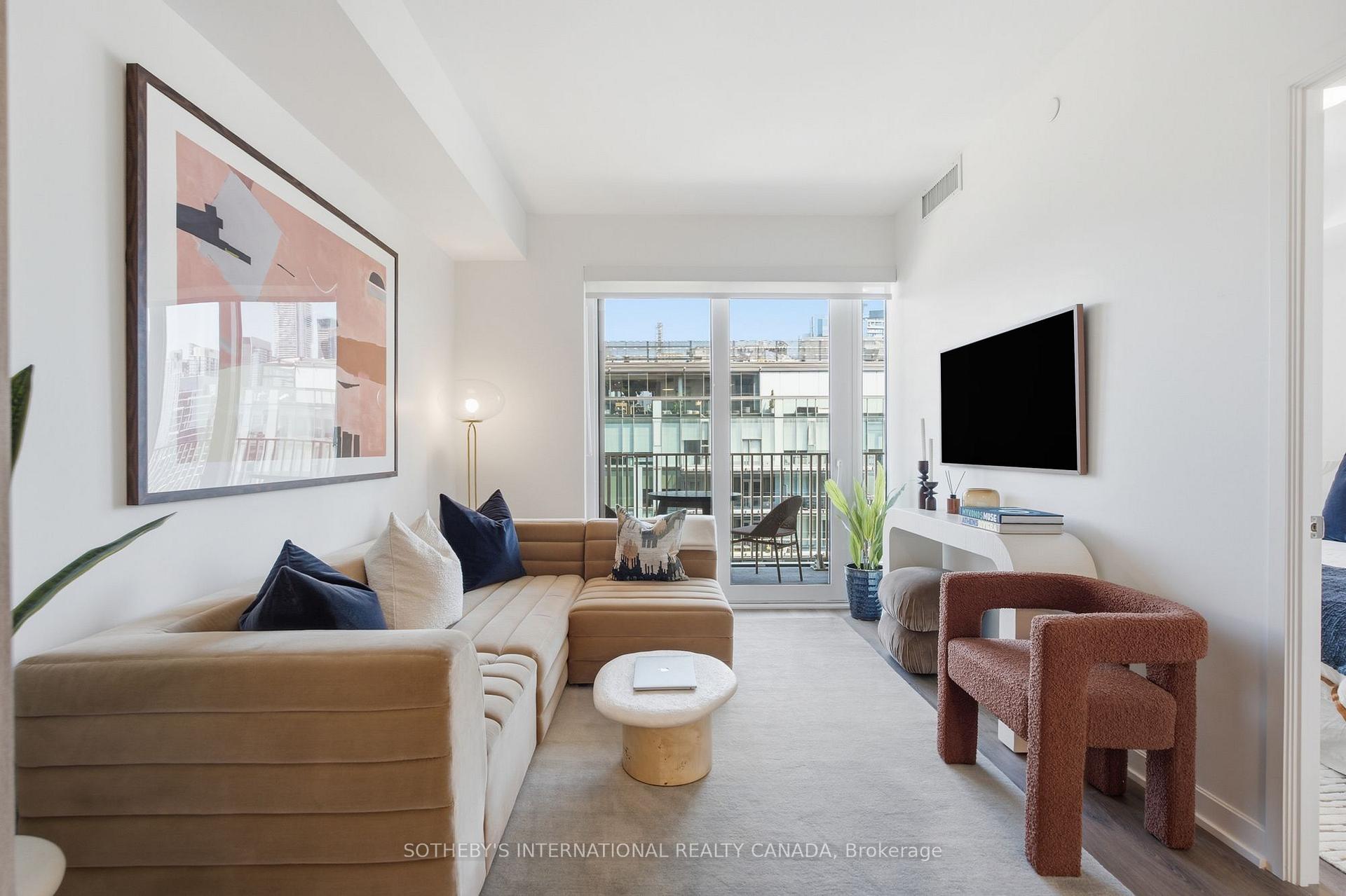 Photo 11 of Unit 1707, 88 Bathurst Street, Toronto, Niagara — HOMEH