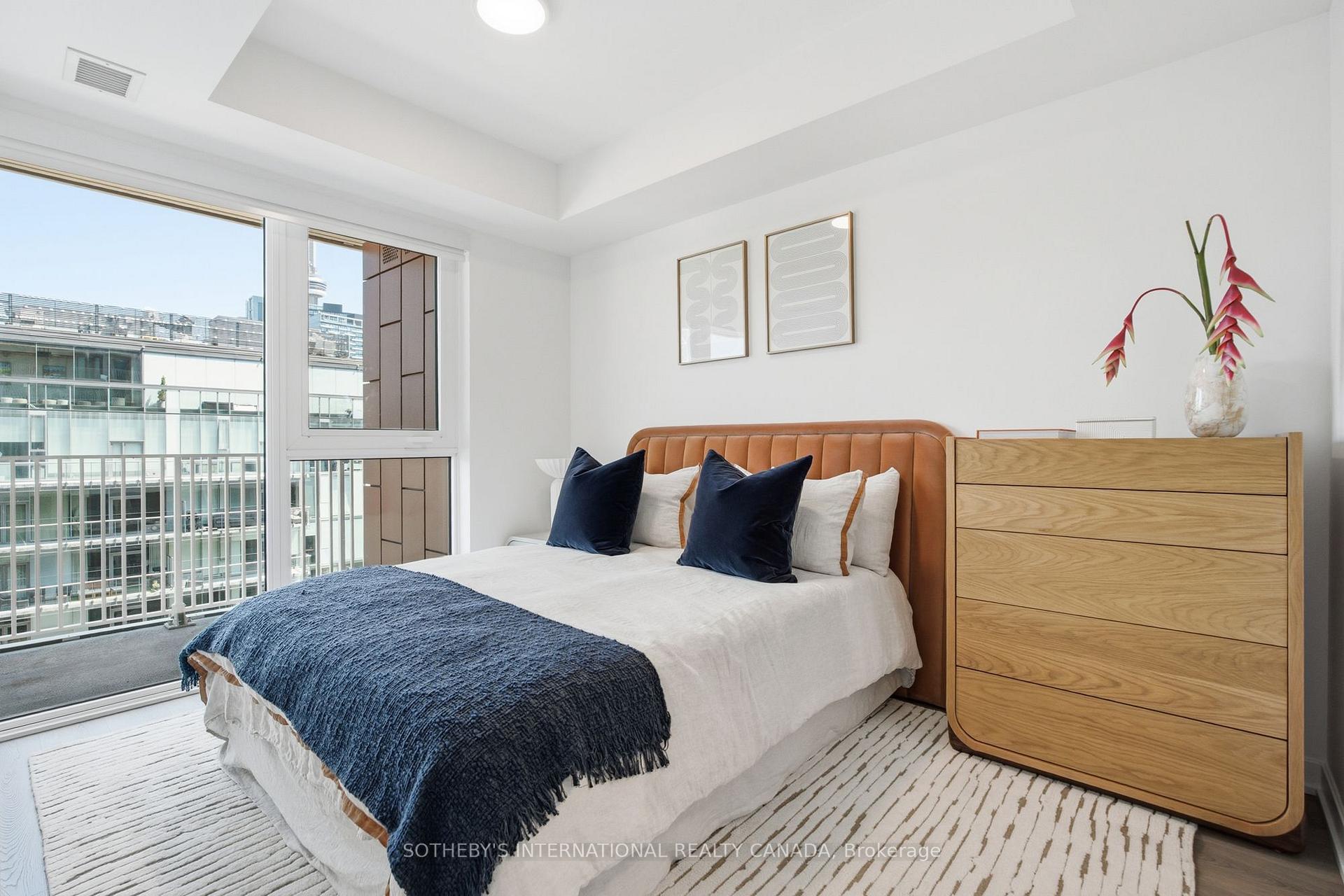 Photo 15 of Unit 1707, 88 Bathurst Street, Toronto, Niagara — HOMEH