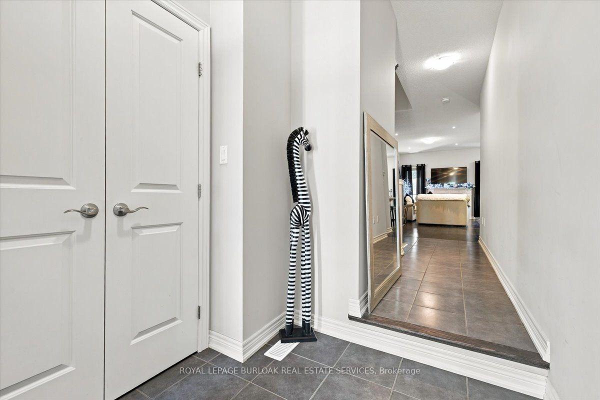 Photo 7 of 53 Sonoma Valley Crescent, Hamilton, Mewburn — HOMEH