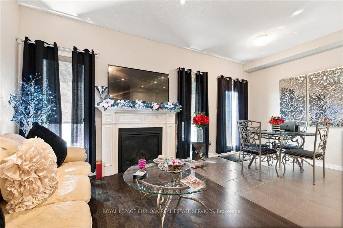 Photo 13 of 53 Sonoma Valley Crescent, Hamilton, Mewburn — HOMEH