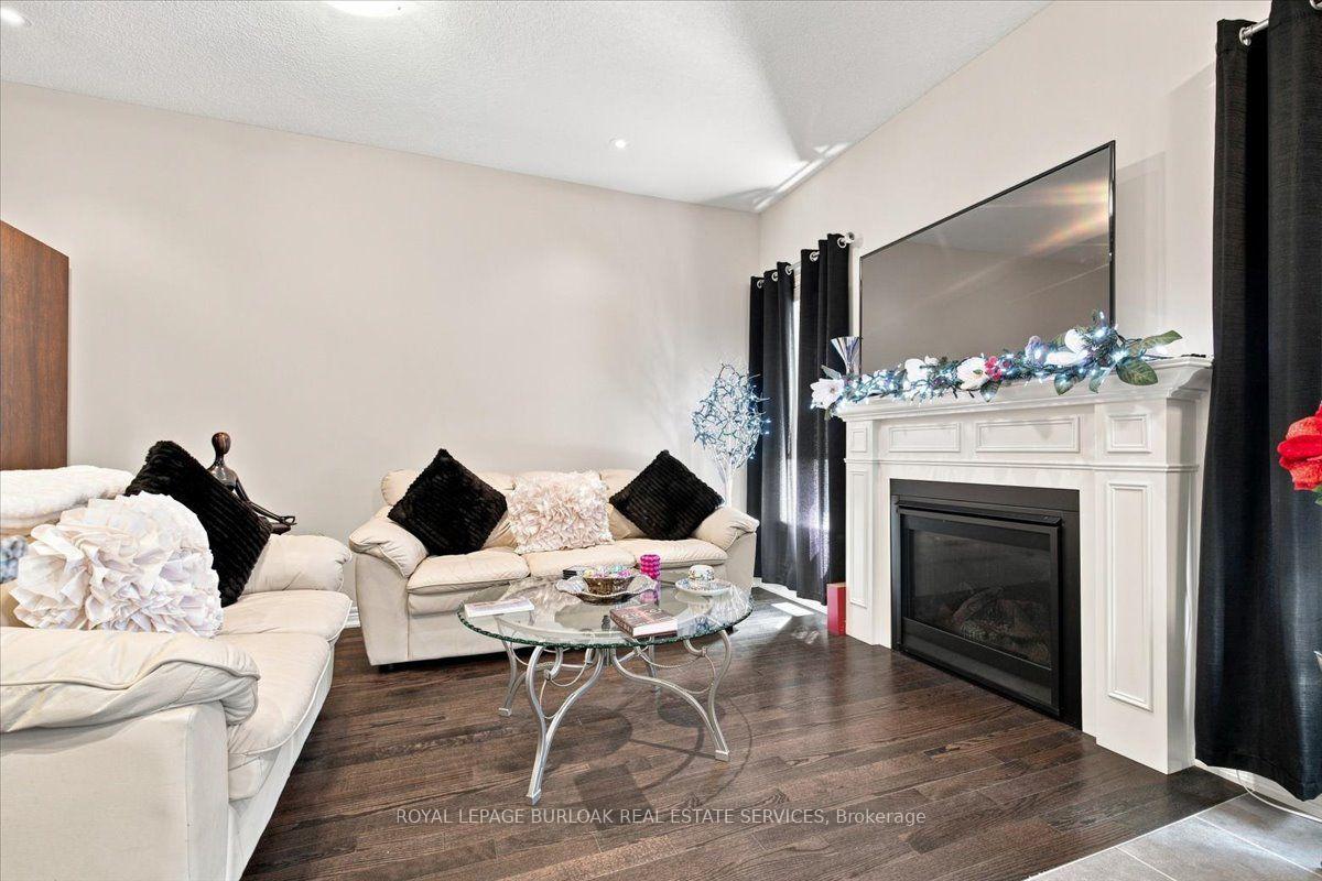 Photo 14 of 53 Sonoma Valley Crescent, Hamilton, Mewburn — HOMEH