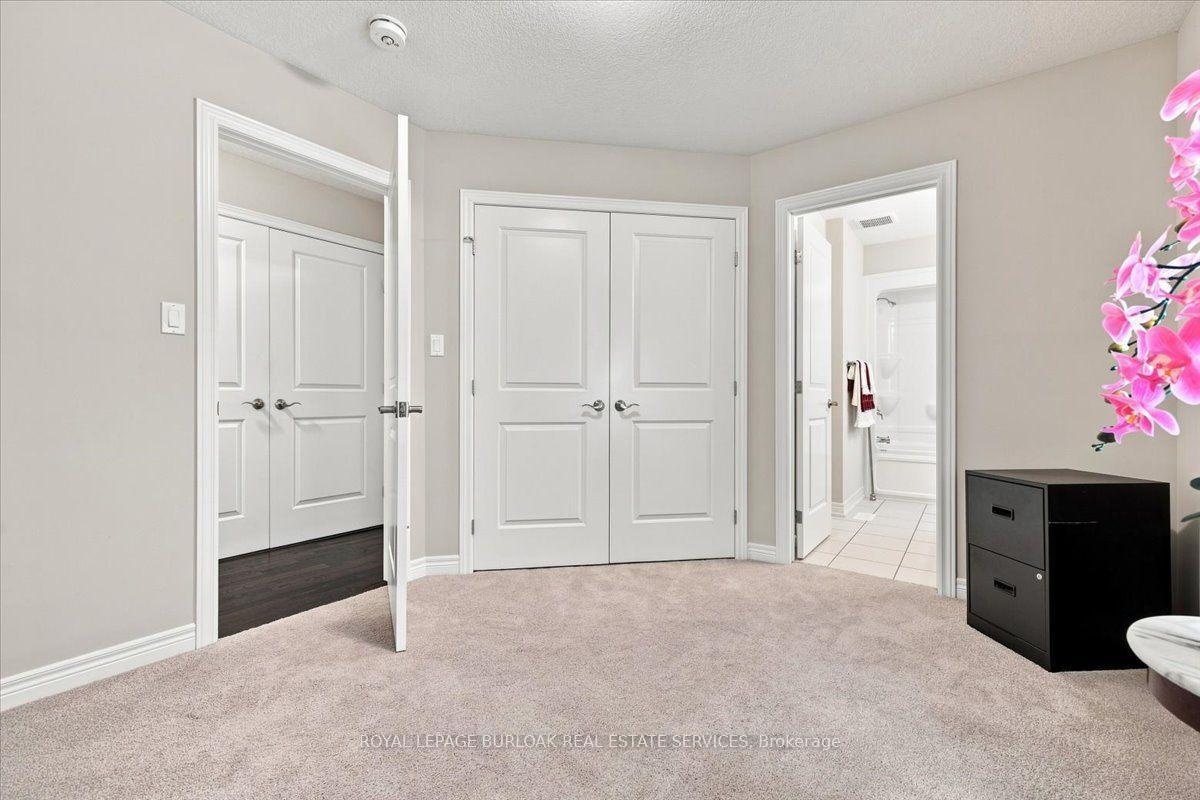 Photo 35 of 53 Sonoma Valley Crescent, Hamilton, Mewburn — HOMEH
