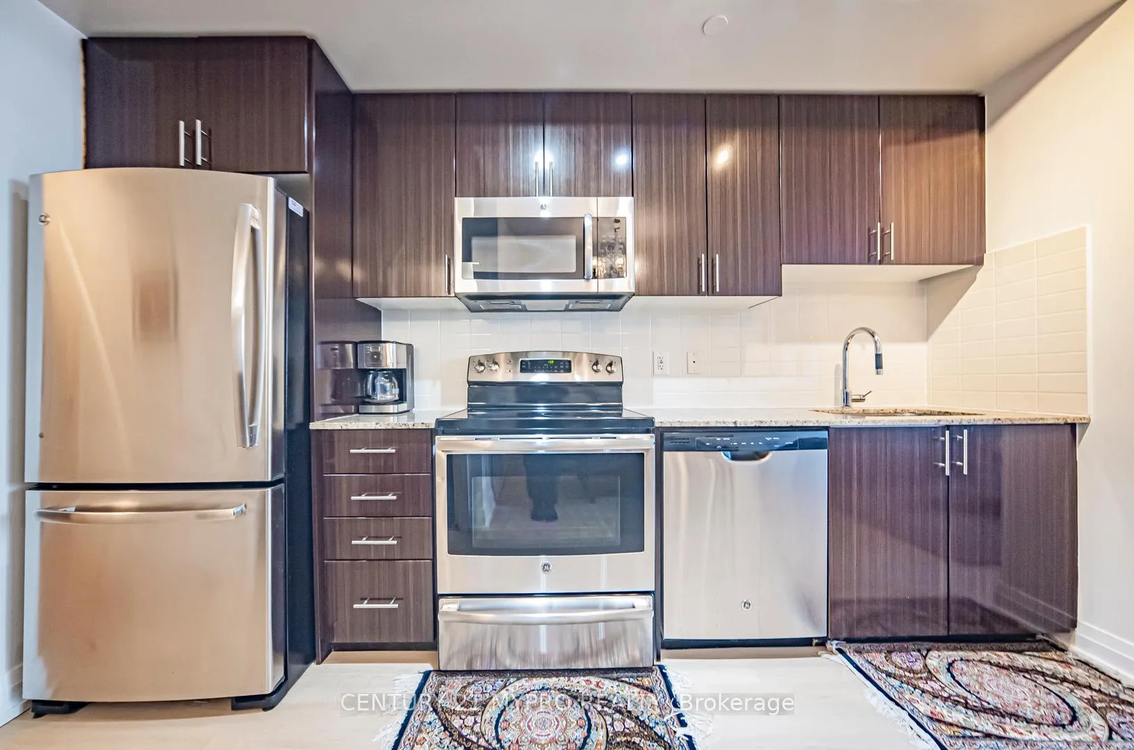 Photo 12 of Unit 903, 7165 Yonge Street, Markham, Grandview — HOMEH