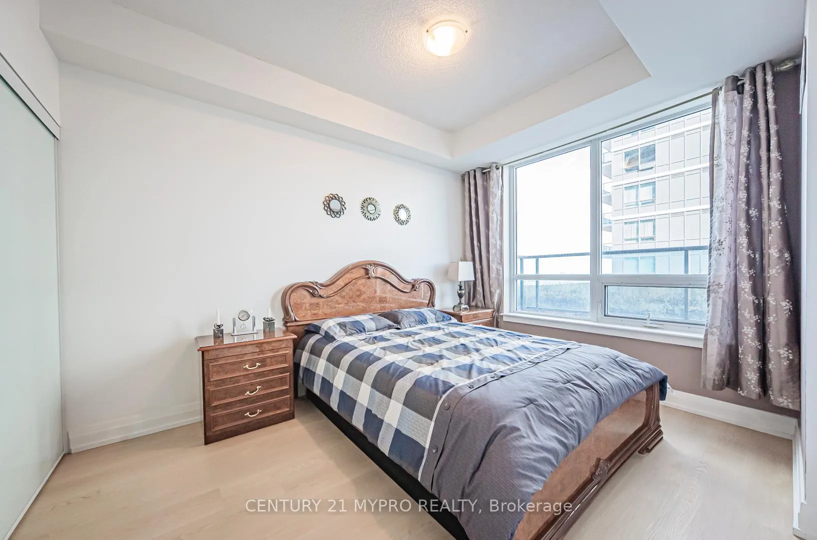 Photo 19 of Unit 903, 7165 Yonge Street, Markham, Grandview — HOMEH