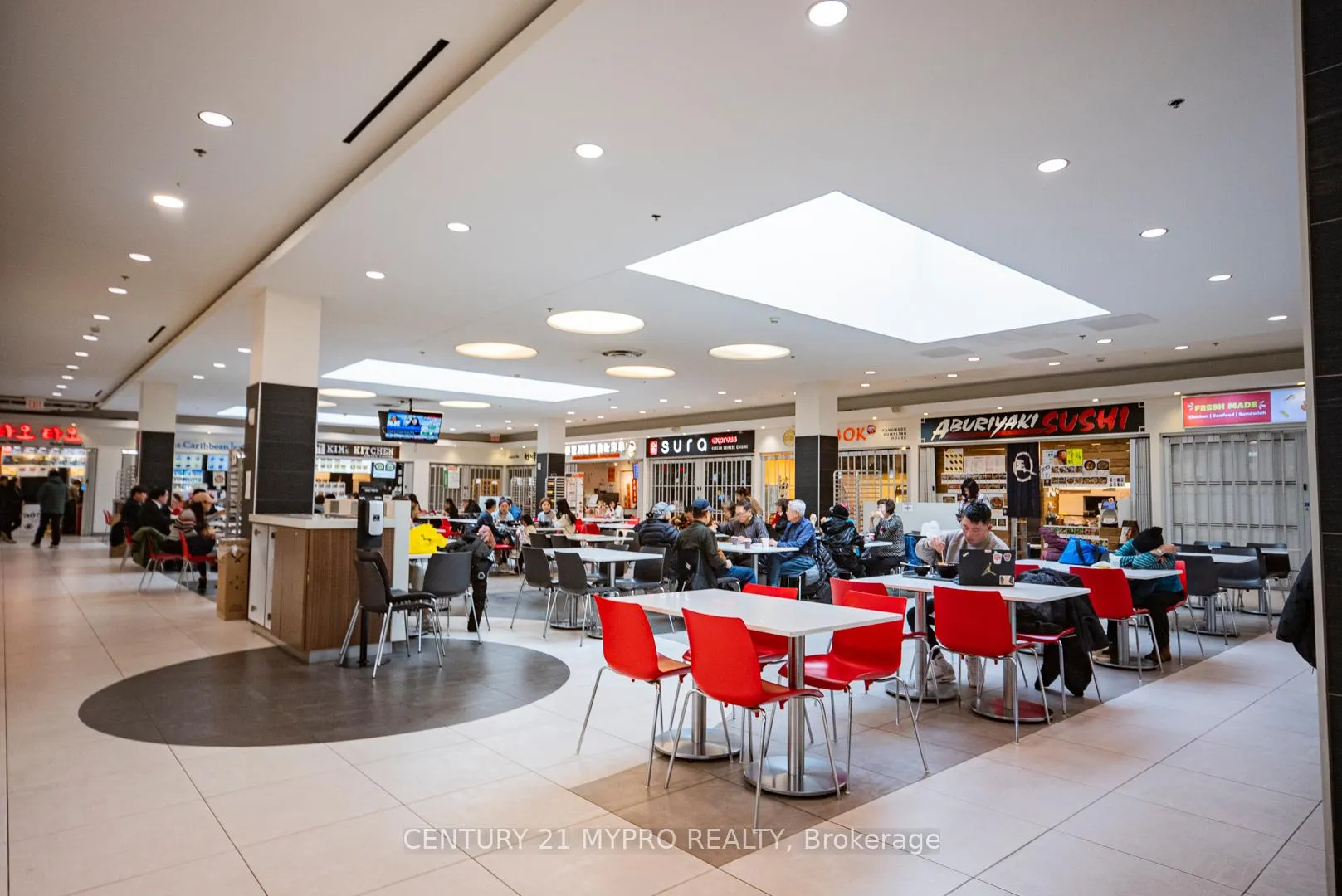 Photo 37 of Unit 903, 7165 Yonge Street, Markham, Grandview — HOMEH