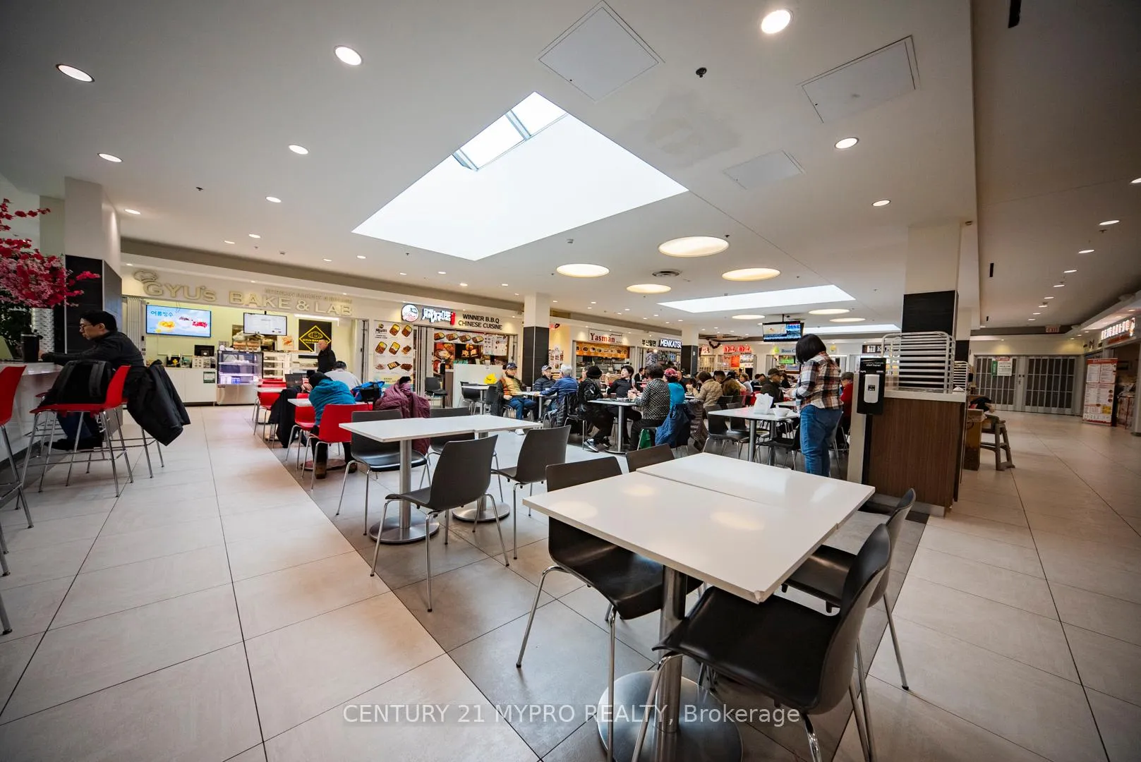 Photo 39 of Unit 903, 7165 Yonge Street, Markham, Grandview — HOMEH