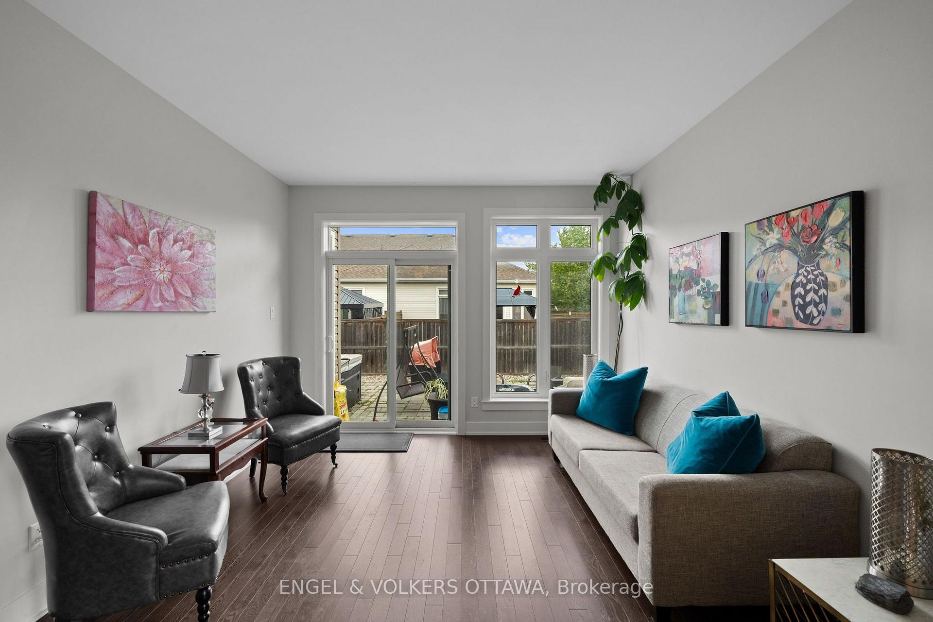 Photo 10 of 538 Silverbell Crescent, Ottawa, Blossom Park/Kemp Park/Findlay Creek — HOMEH