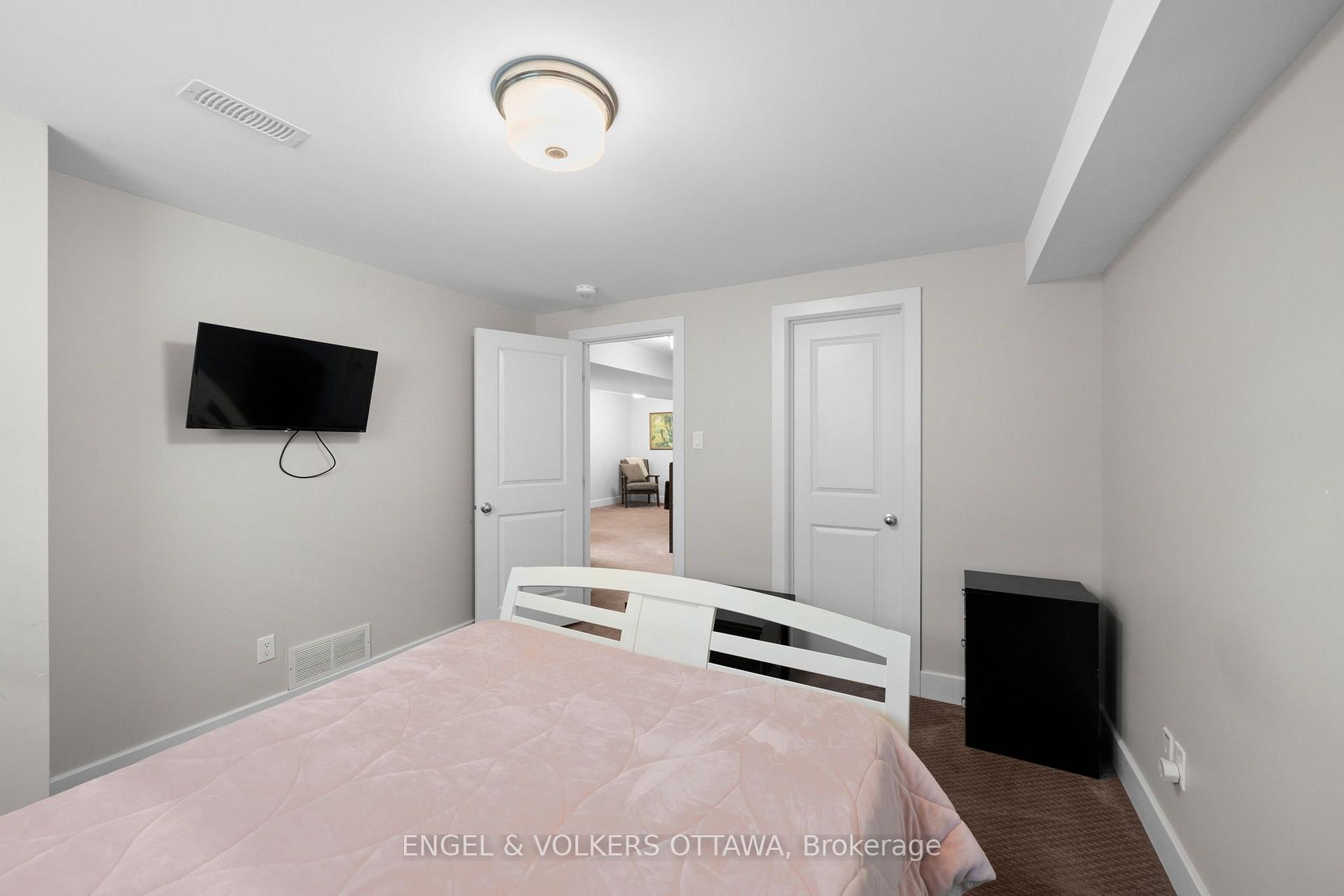 Photo 25 of 538 Silverbell Crescent, Ottawa, Blossom Park/Kemp Park/Findlay Creek — HOMEH