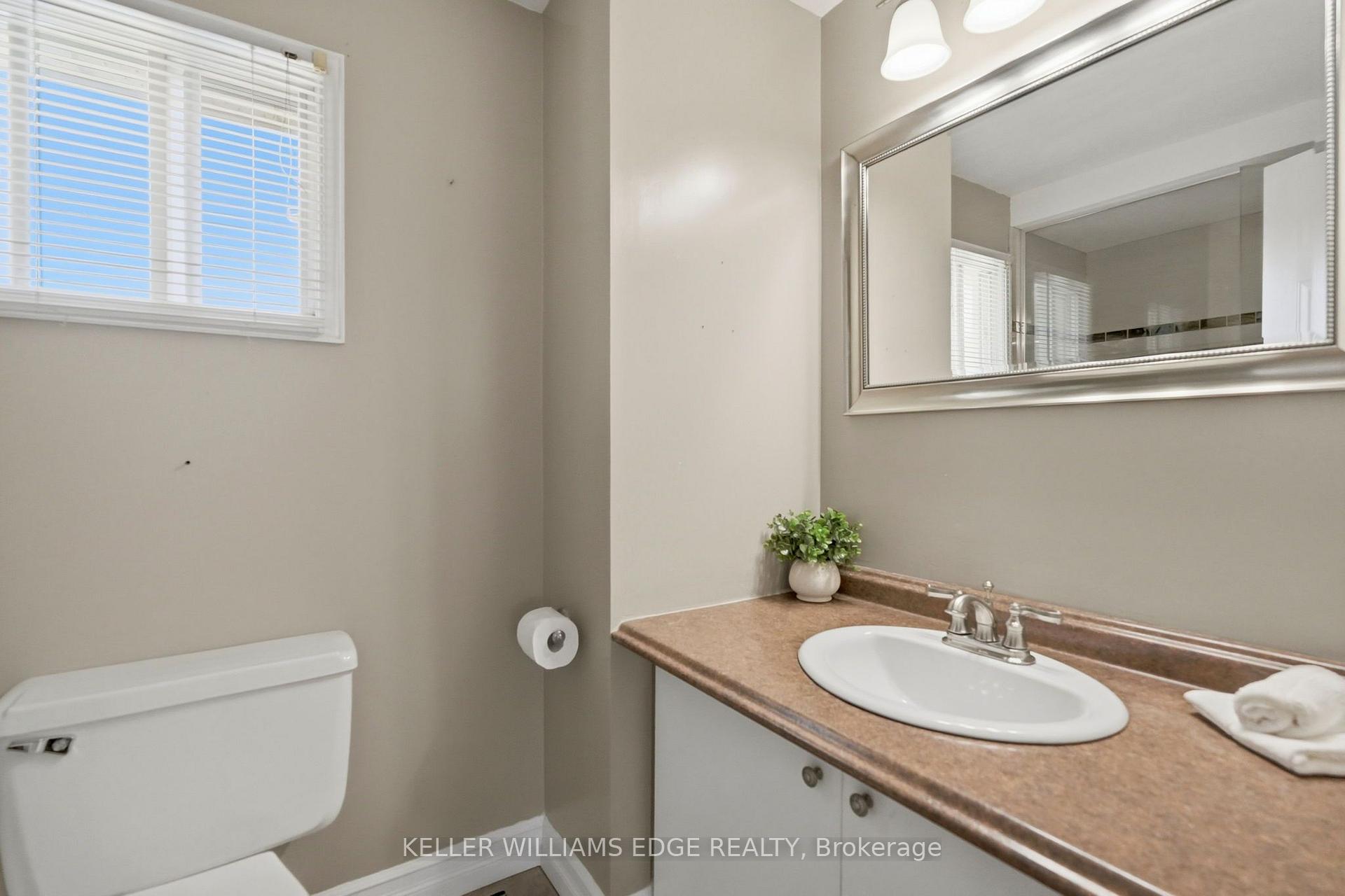 Photo 24 of 2055 Hunters Wood Drive, Burlington, Headon — HOMEH